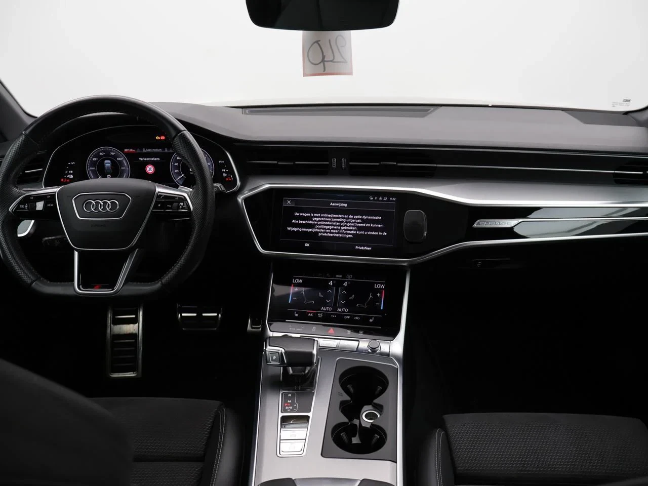 Audi A6 Avant PHEV Audi A6 Avant Competition 55 TFSI e quattro 270(367) kW(pk) S tronic
