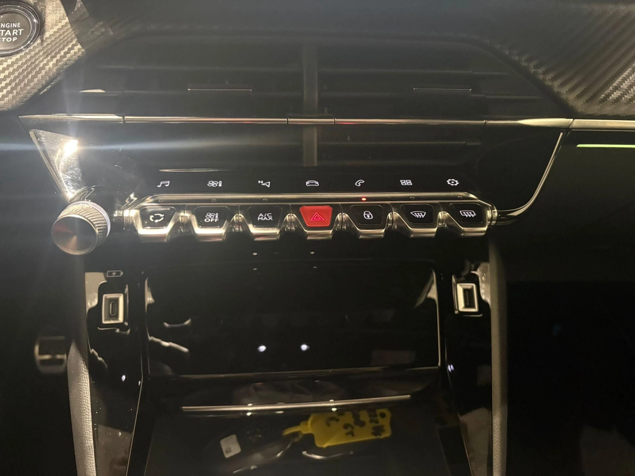 Peugeot-208-image-13