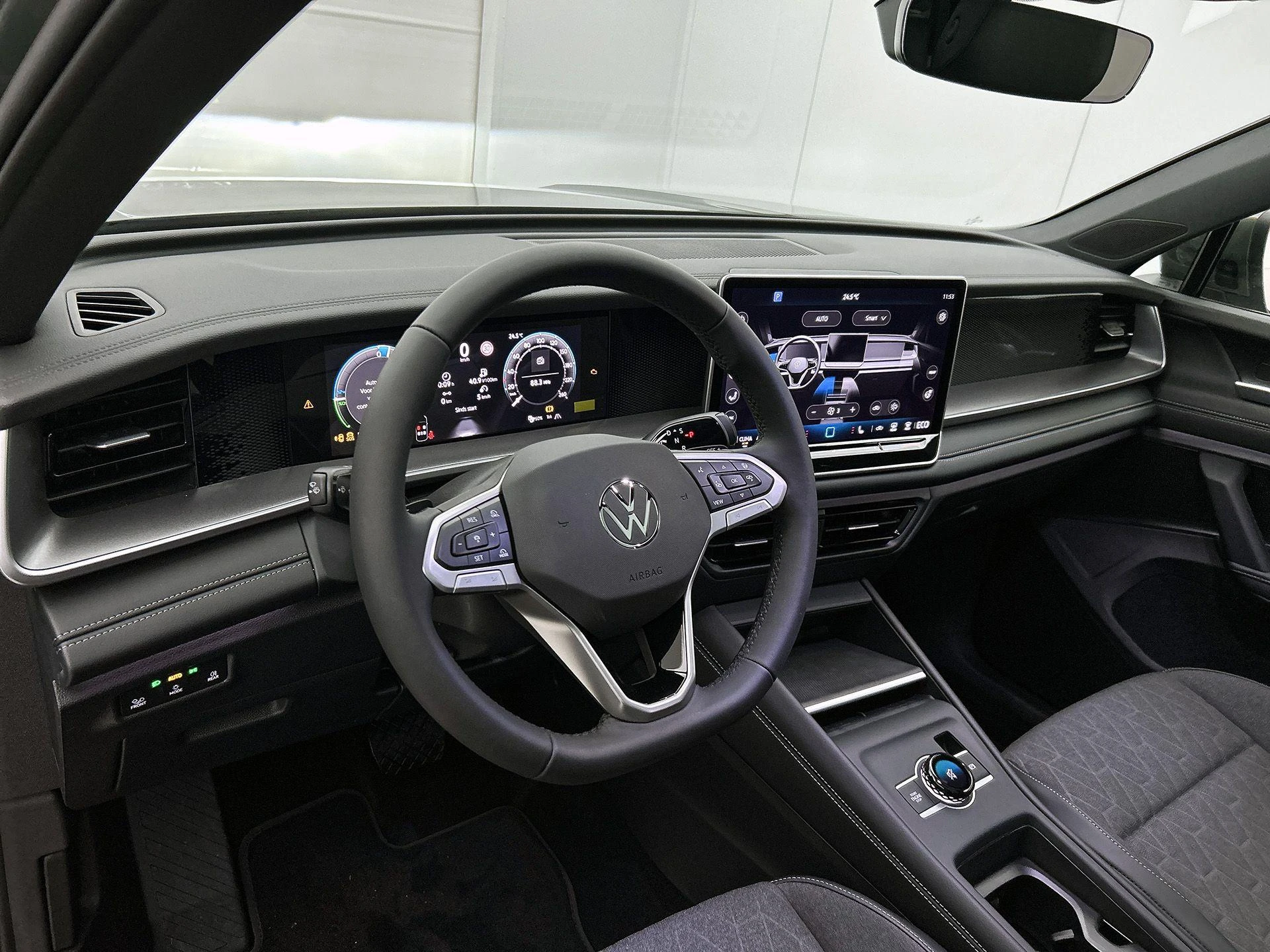Volkswagen-Tayron-image-19