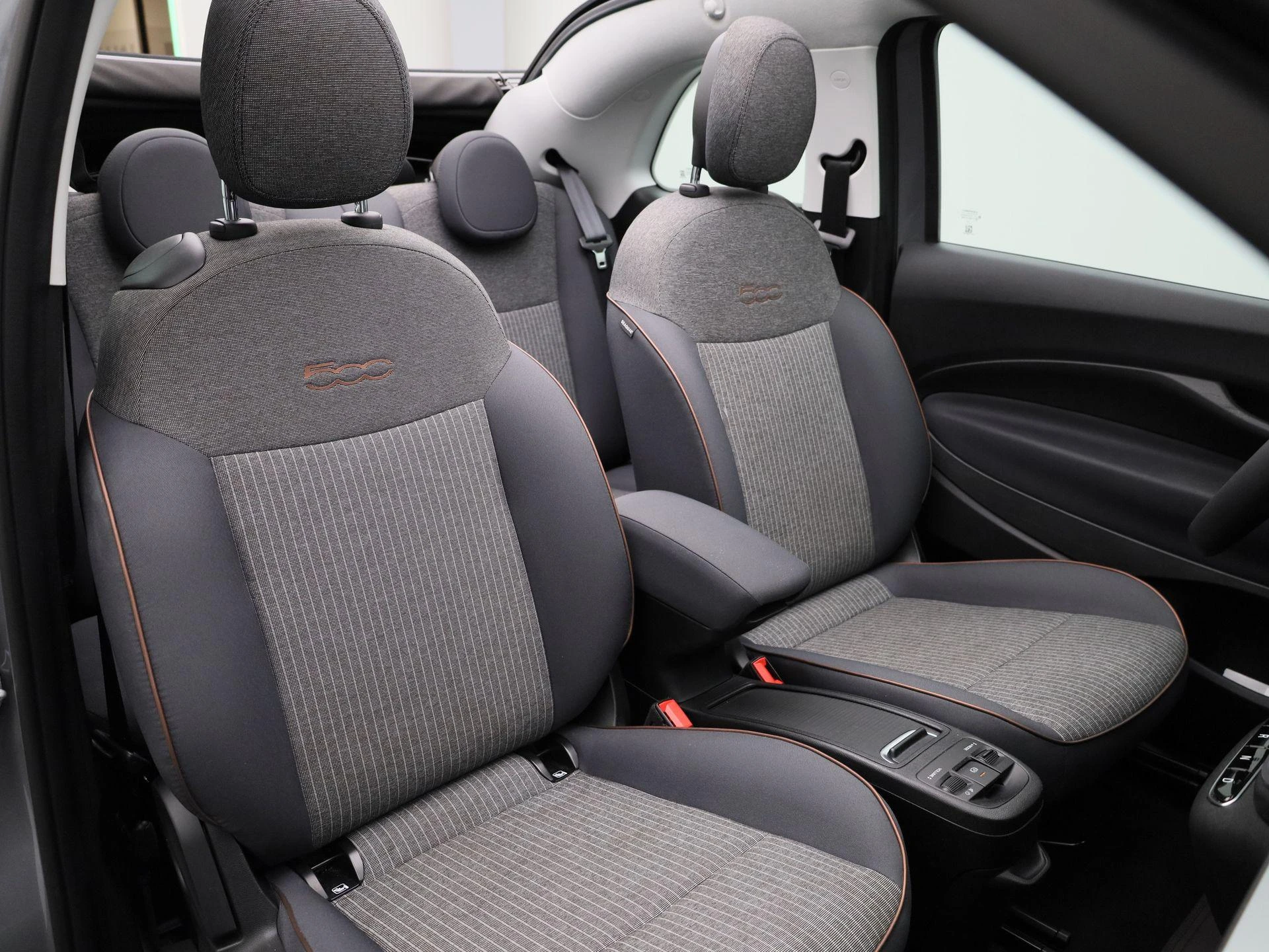 Fiat-500C-image-37