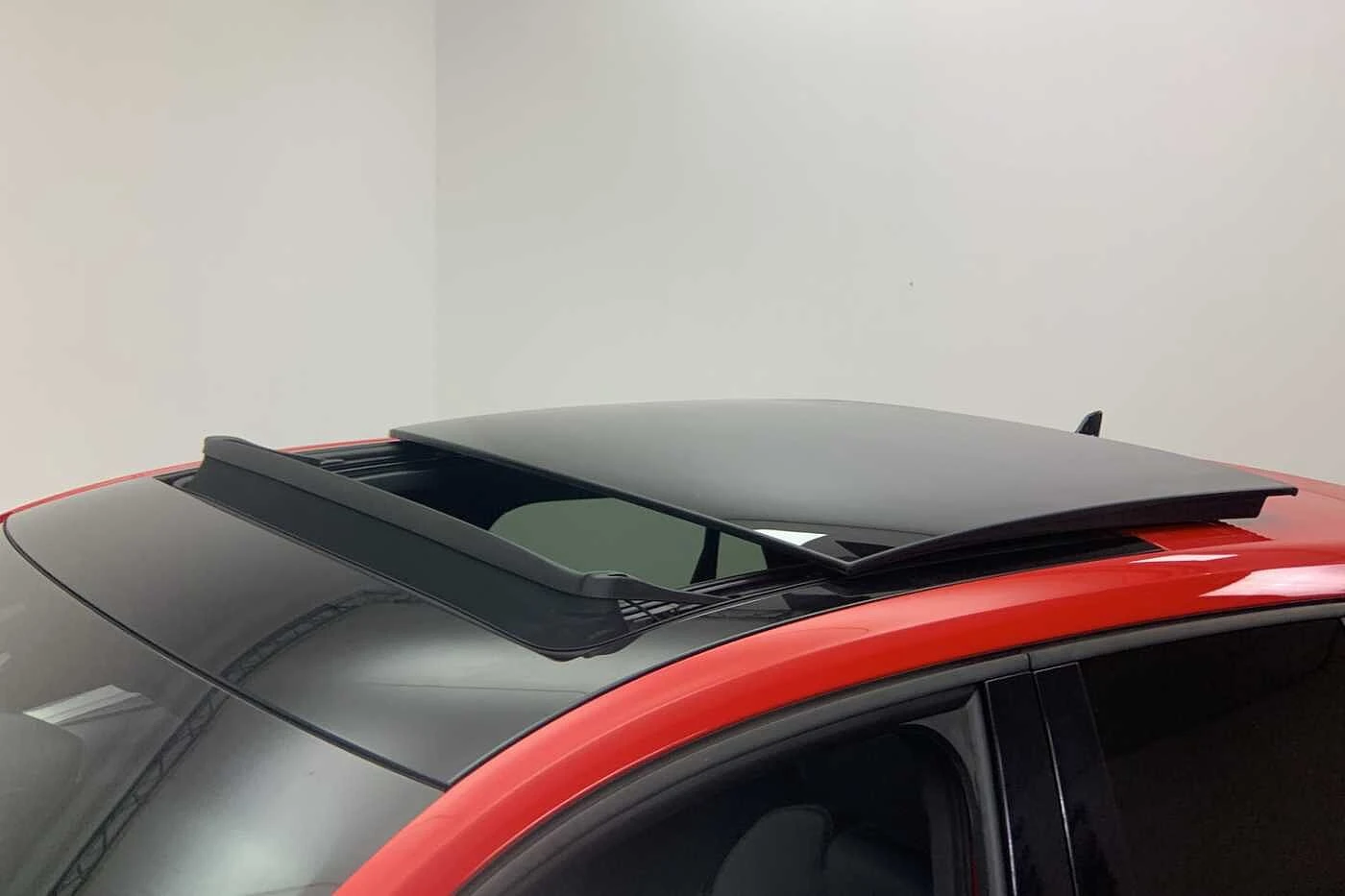 Audi-SQ2-image-12
