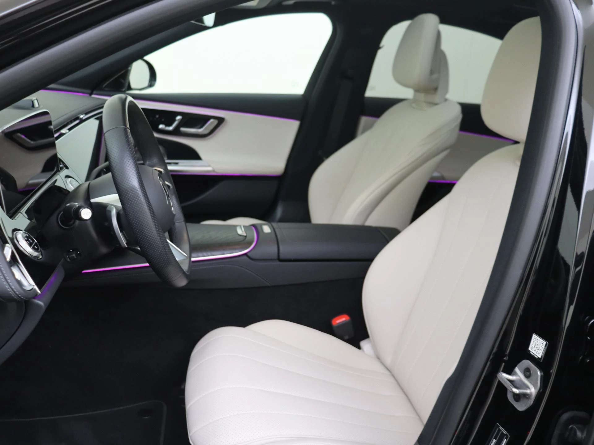 Mercedes-Benz E-Klasse 300 e AMG Line