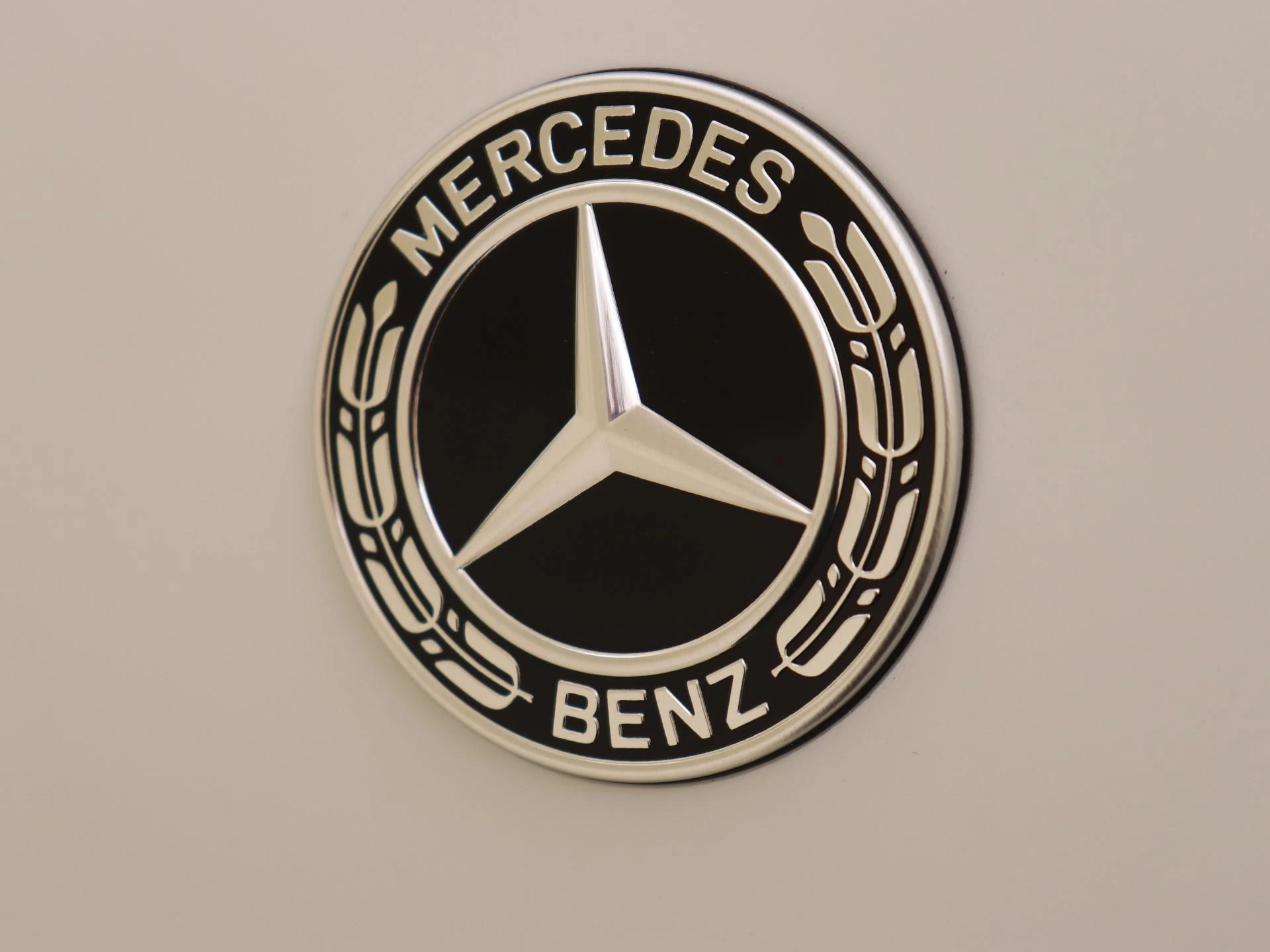 Mercedes-Benz-E-Klasse-image-28