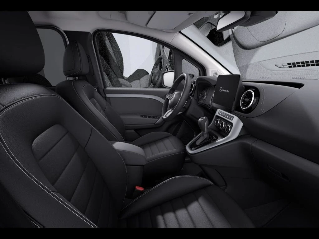 Mercedes-Benz-EQT 200-image-10