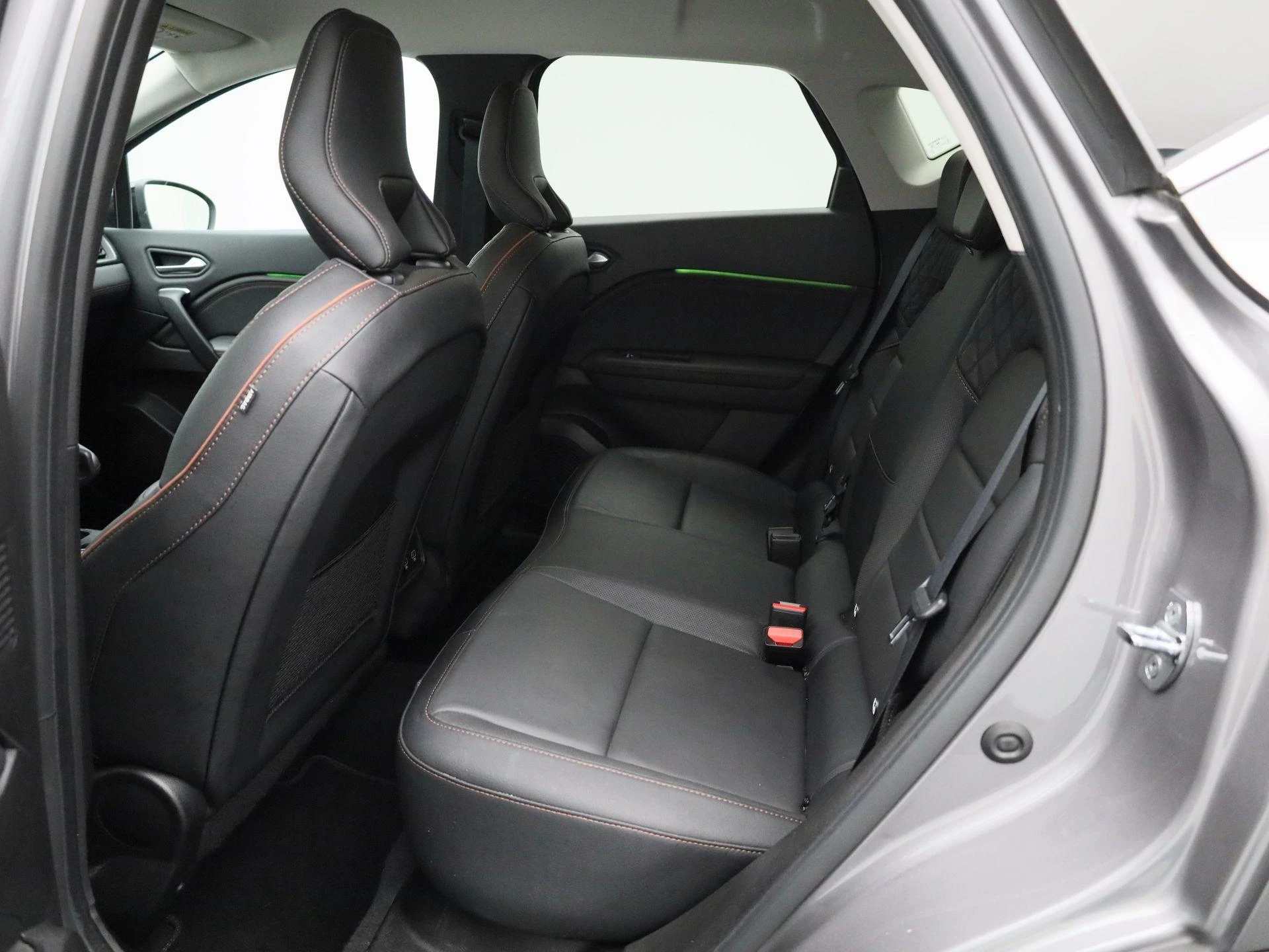 Renault Captur 1.6 E-Tech Plug-in Hybrid 160 Initiale Paris