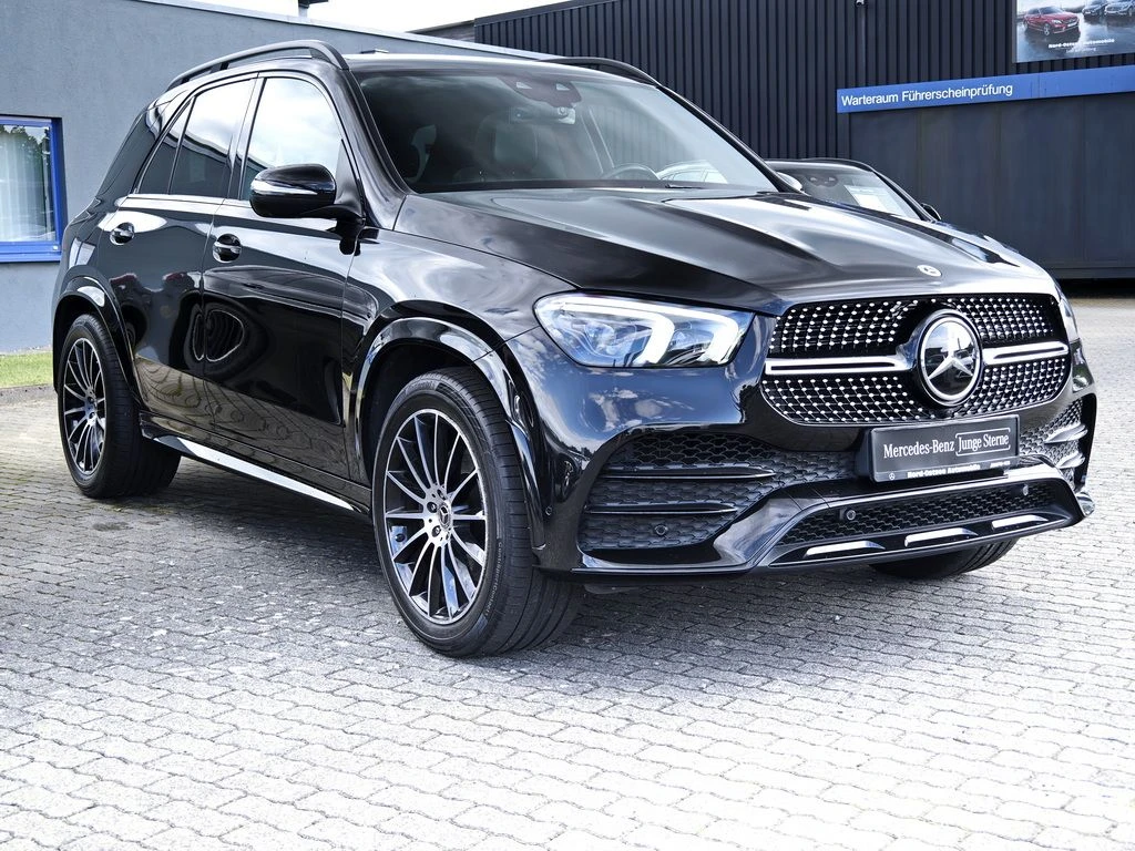 Mercedes-Benz-GLE 350 d-image-4