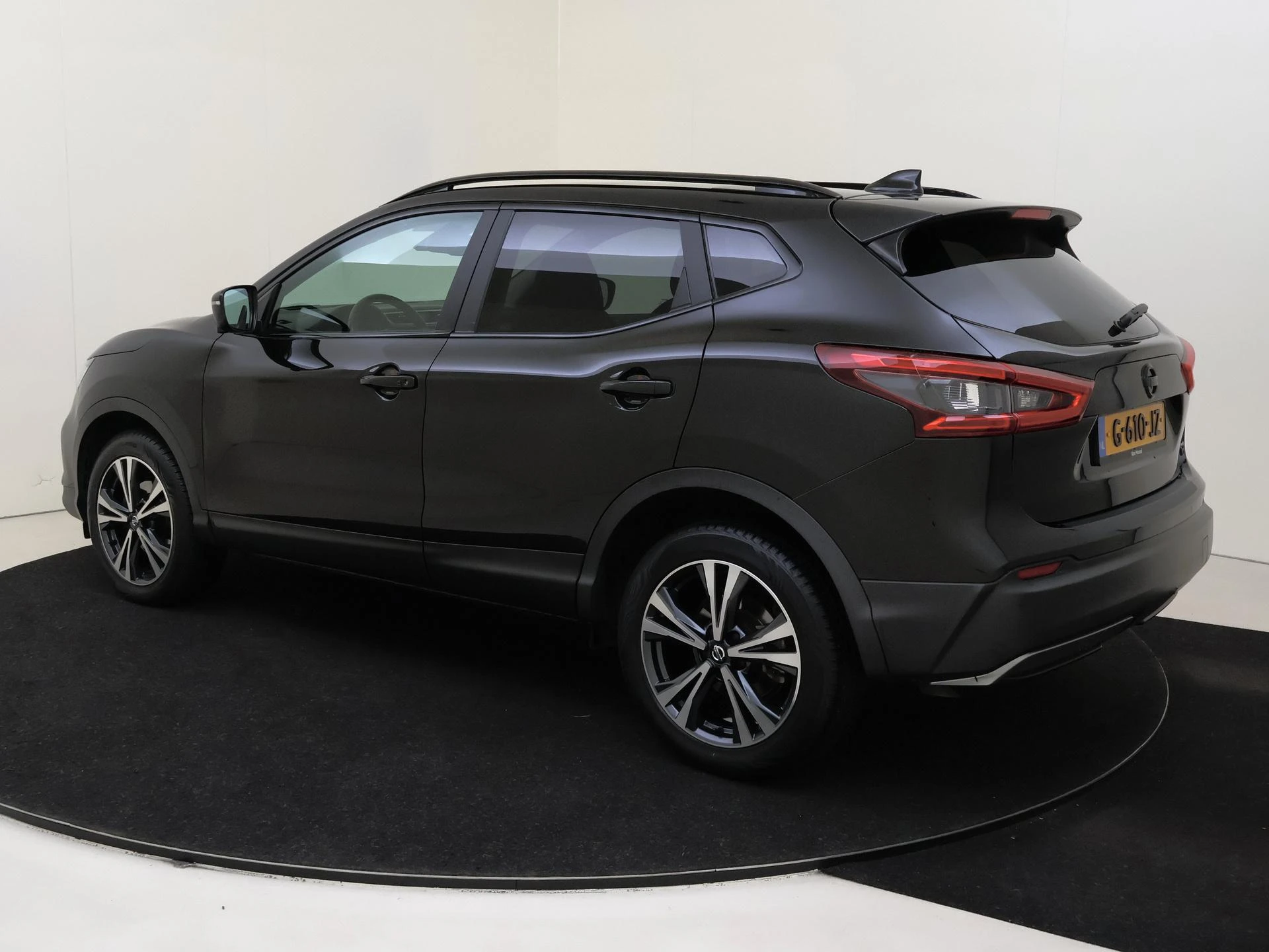 Nissan-QASHQAI-image-2