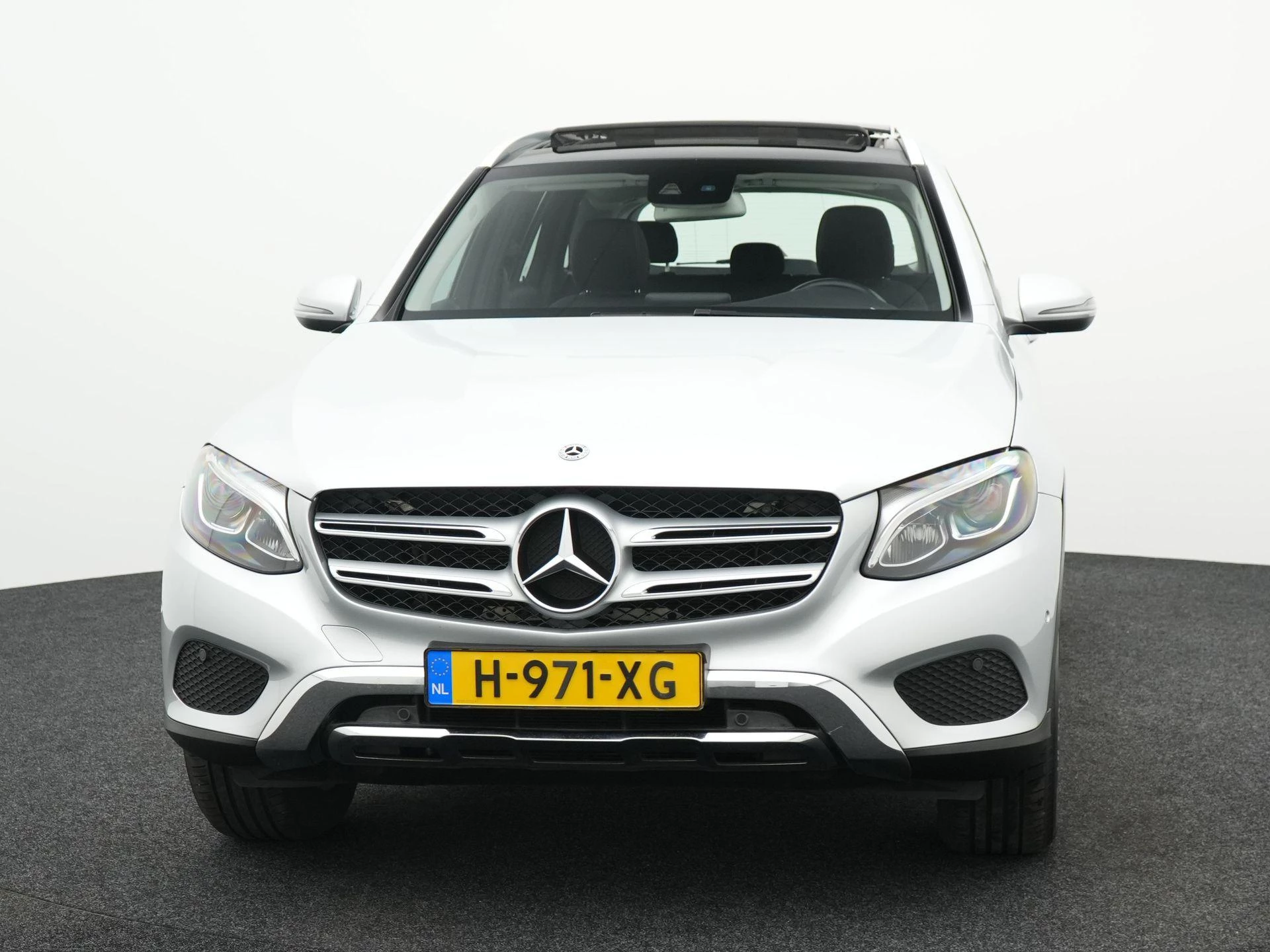 Mercedes-Benz-GLC-image-2