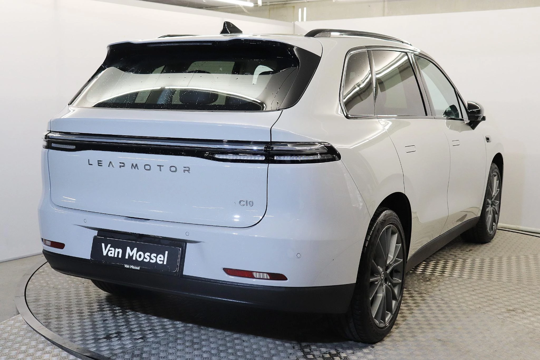 Leapmotor C10 BEV Design