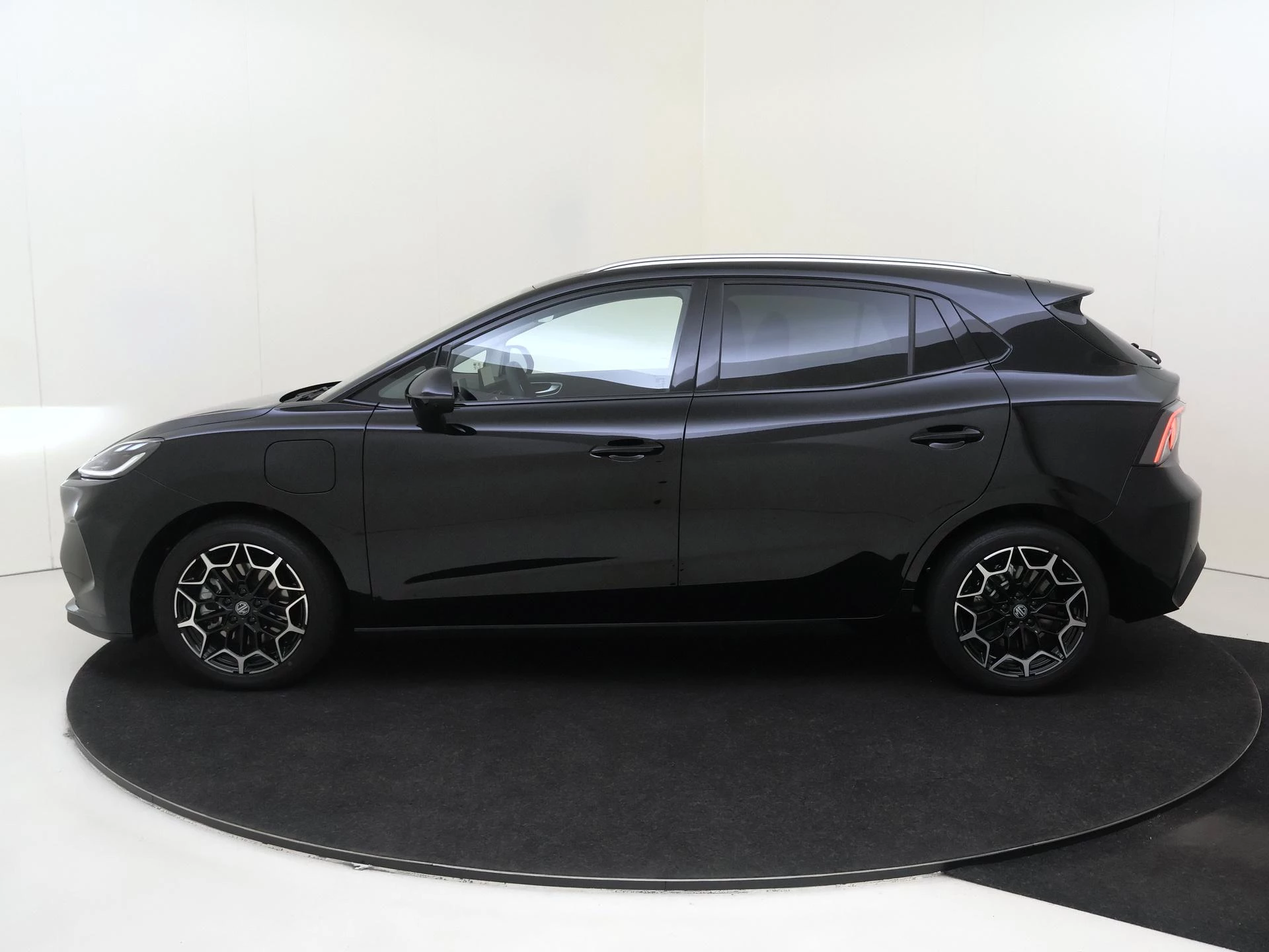 MG-MG4 EV Urban-image-7