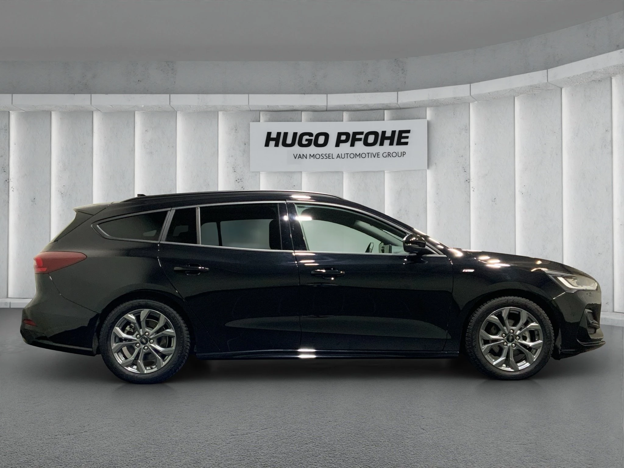Ford Focus ST-Line Turnier Aut.*ACC*KAM*NAVI*LED*WINTER-PKT.