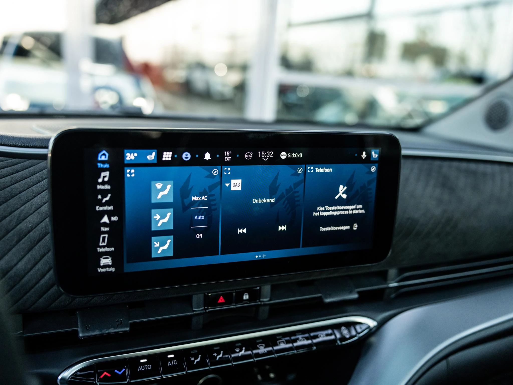 Abarth-500e-image-41