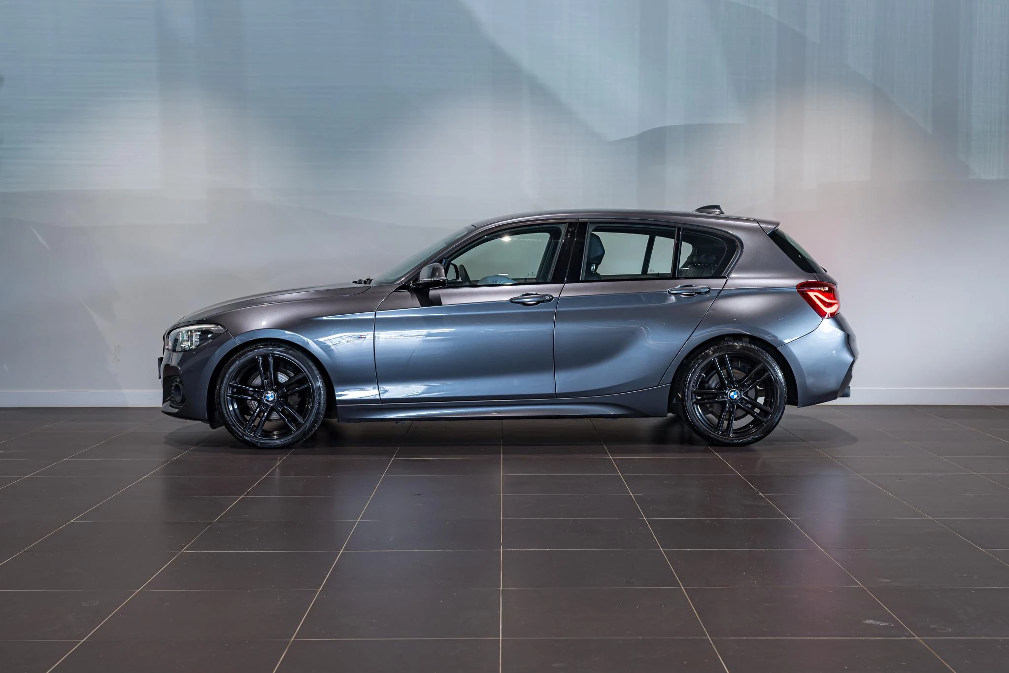 BMW Série 1 Hatch 116i M-Pakket | Leer | Zetelverw. | LED | Shadow