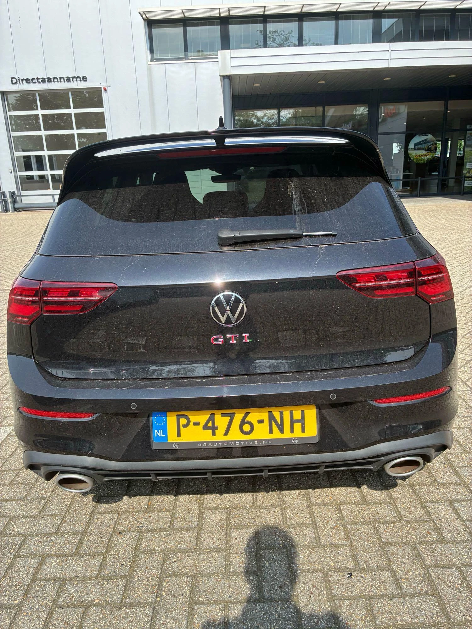 Volkswagen-Golf-image-2