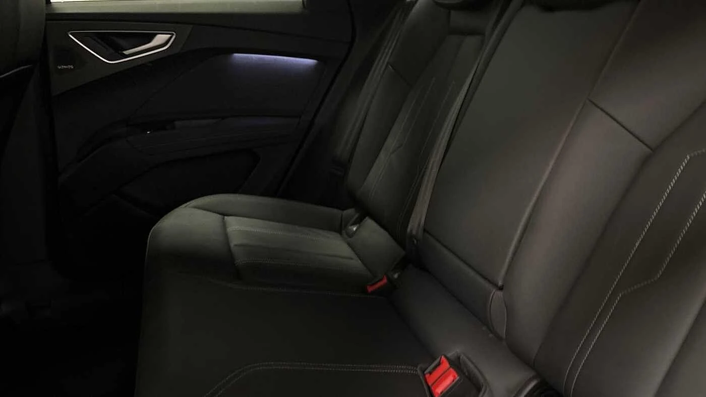 Audi-Q4 e-tron-image-6