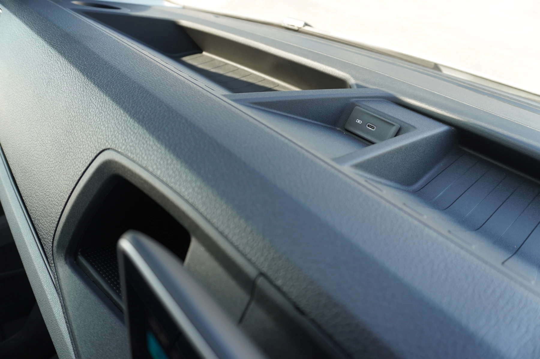 Volkswagen-Crafter-image-52