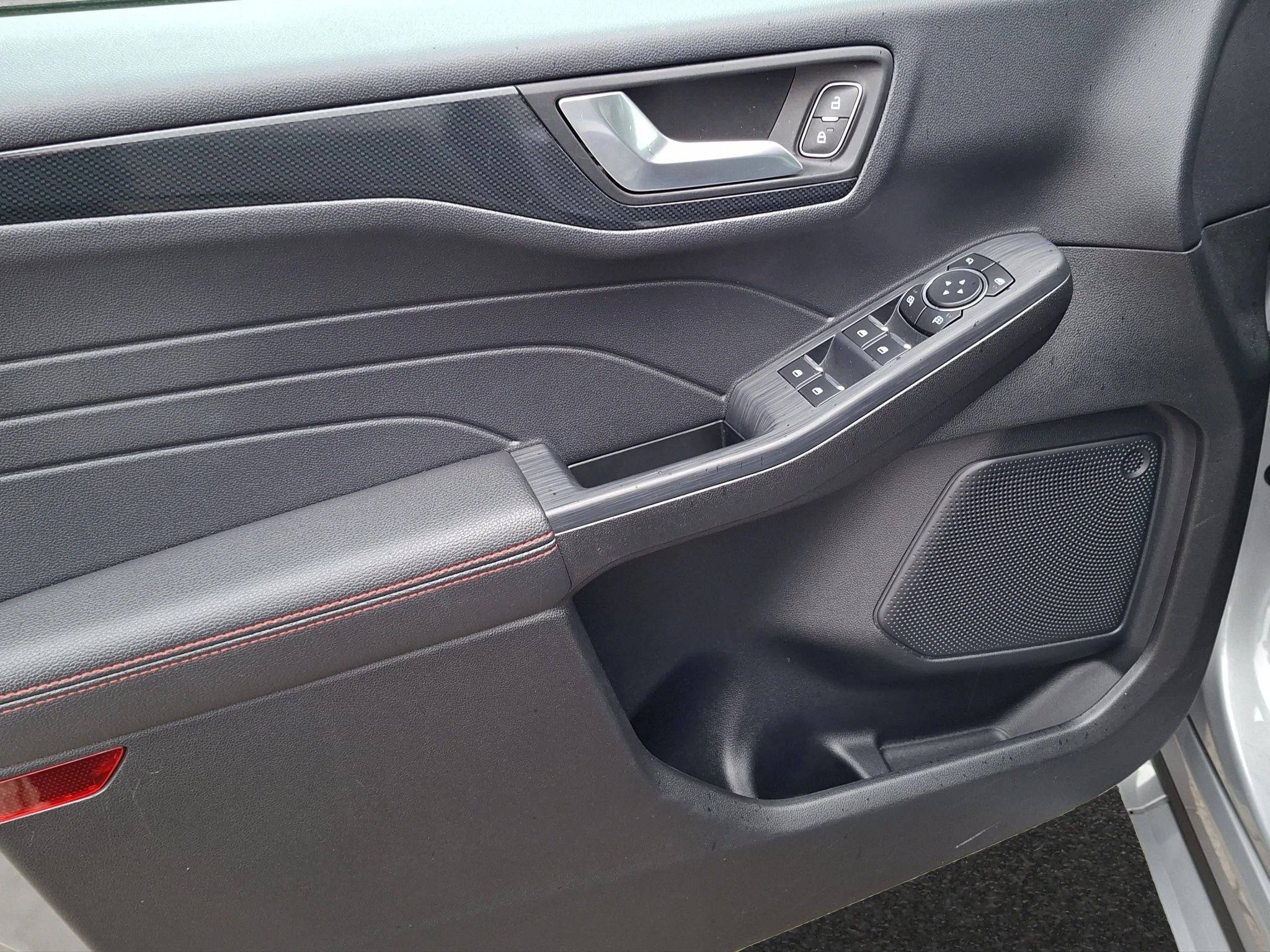 Ford-Kuga-image-15