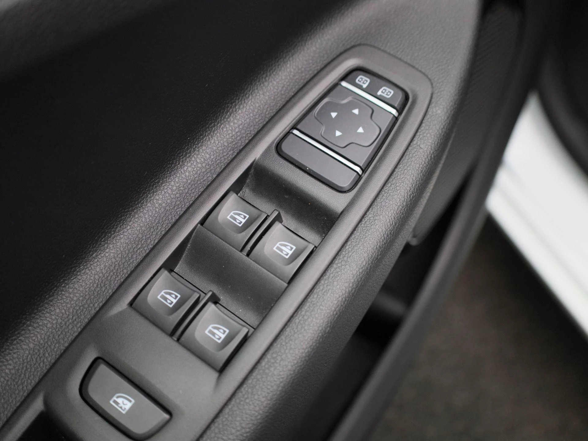 Renault-ZOE-image-28