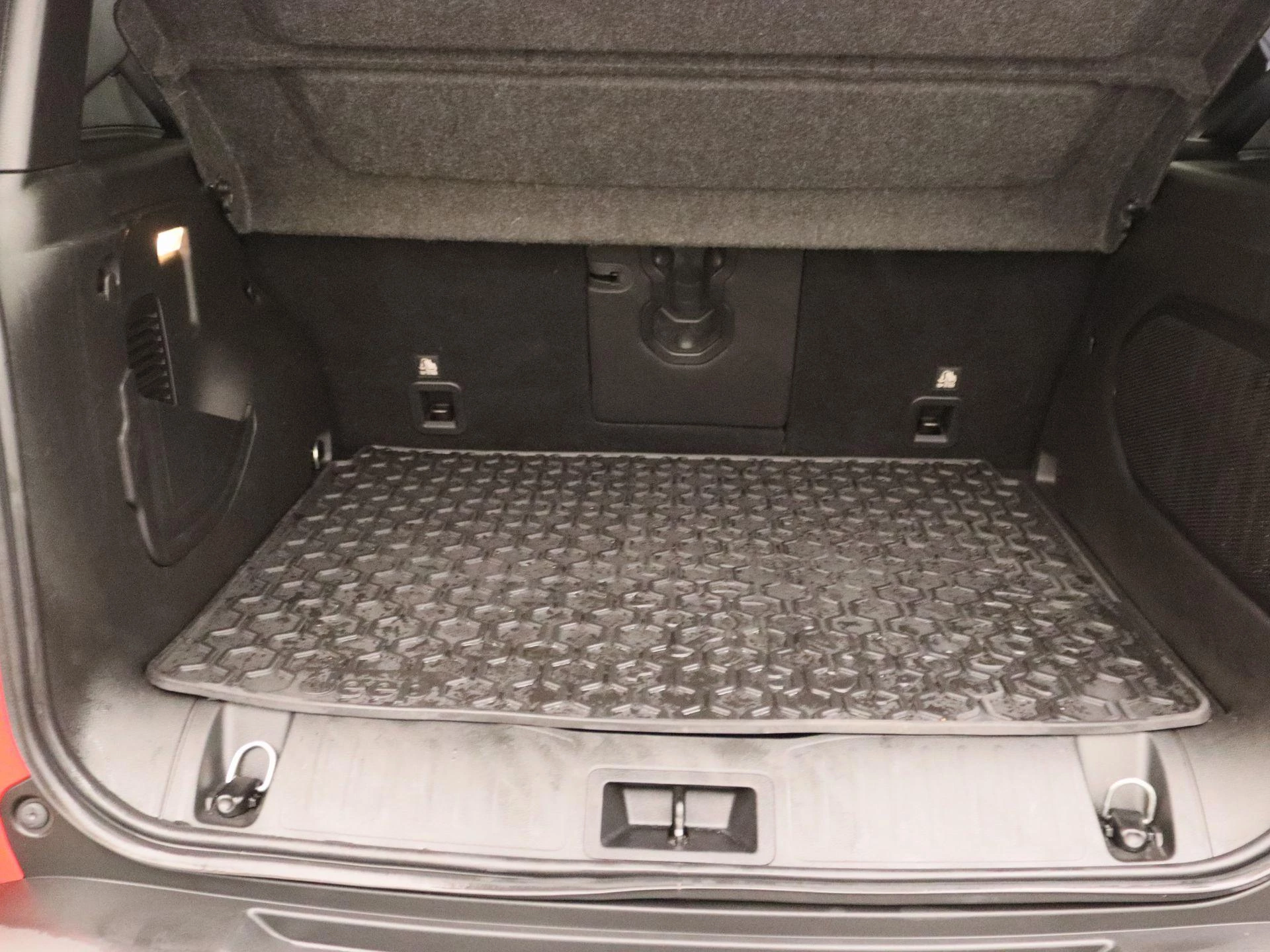 Jeep-Renegade-image-13