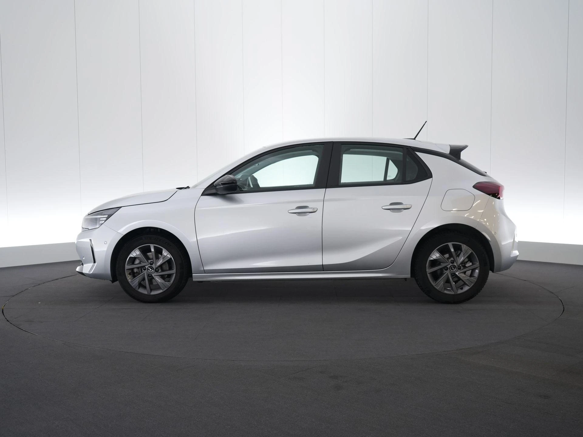 Opel-Corsa-image-3