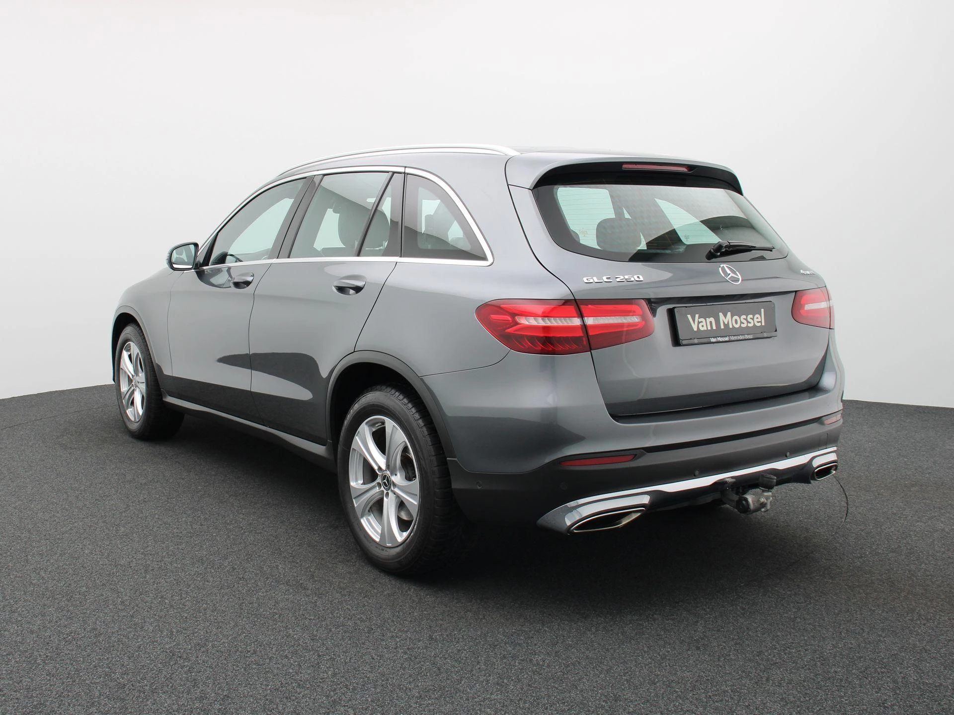 Mercedes-Benz GLC 250 4MATIC + LED + LEDER + CAMERA + TREKHAAK +