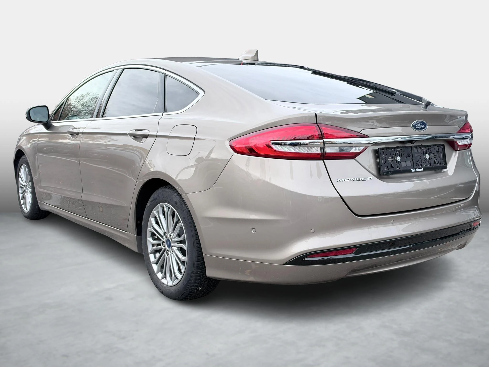 Ford-Mondeo-image-1