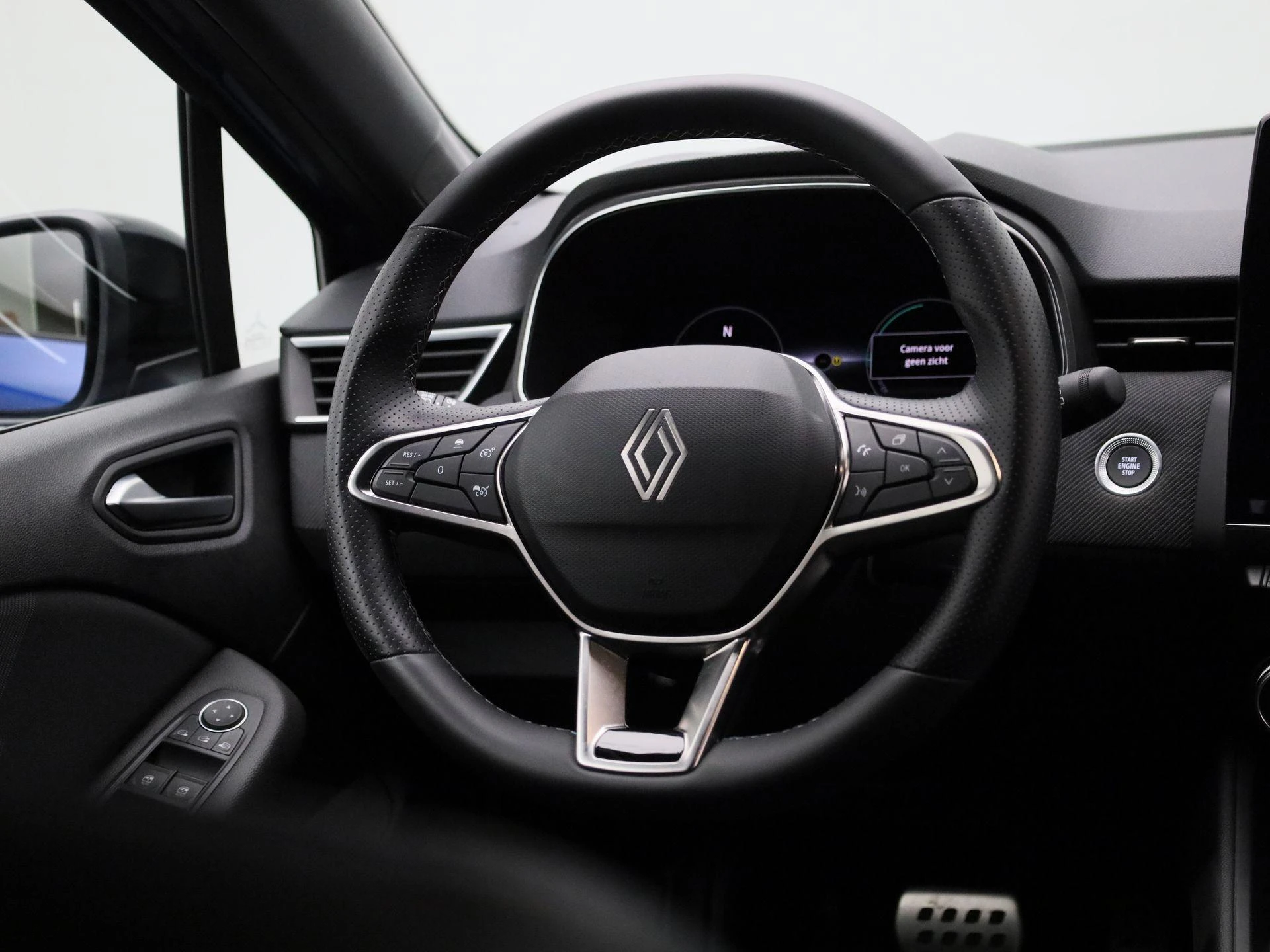 Renault-Clio-image-9