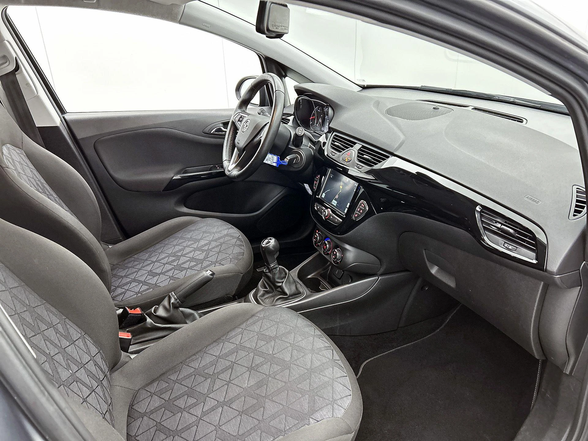 Opel-Corsa-image-19