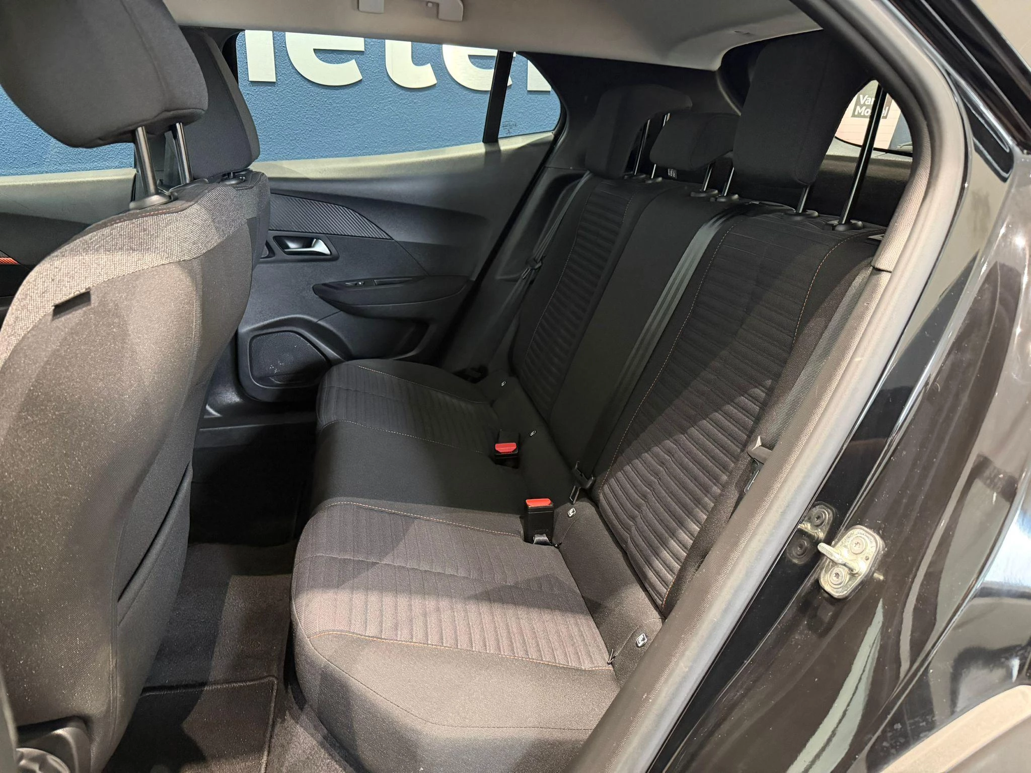 Peugeot-2008-image-15