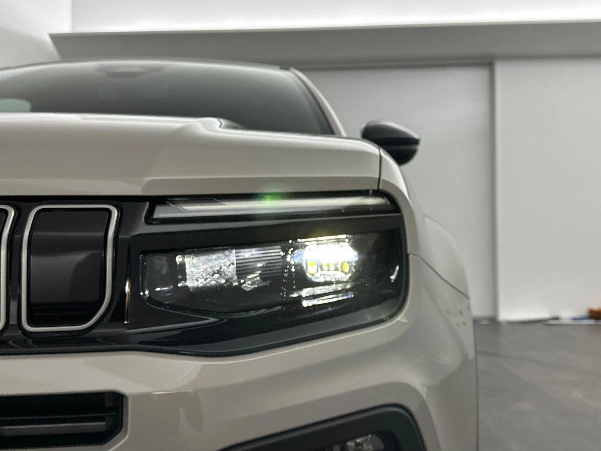 Jeep Avenger Summit 54 kWh