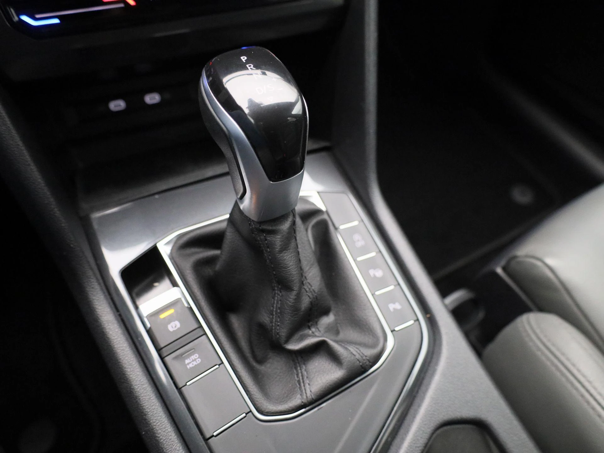 Volkswagen-Tiguan Allspace-image-27