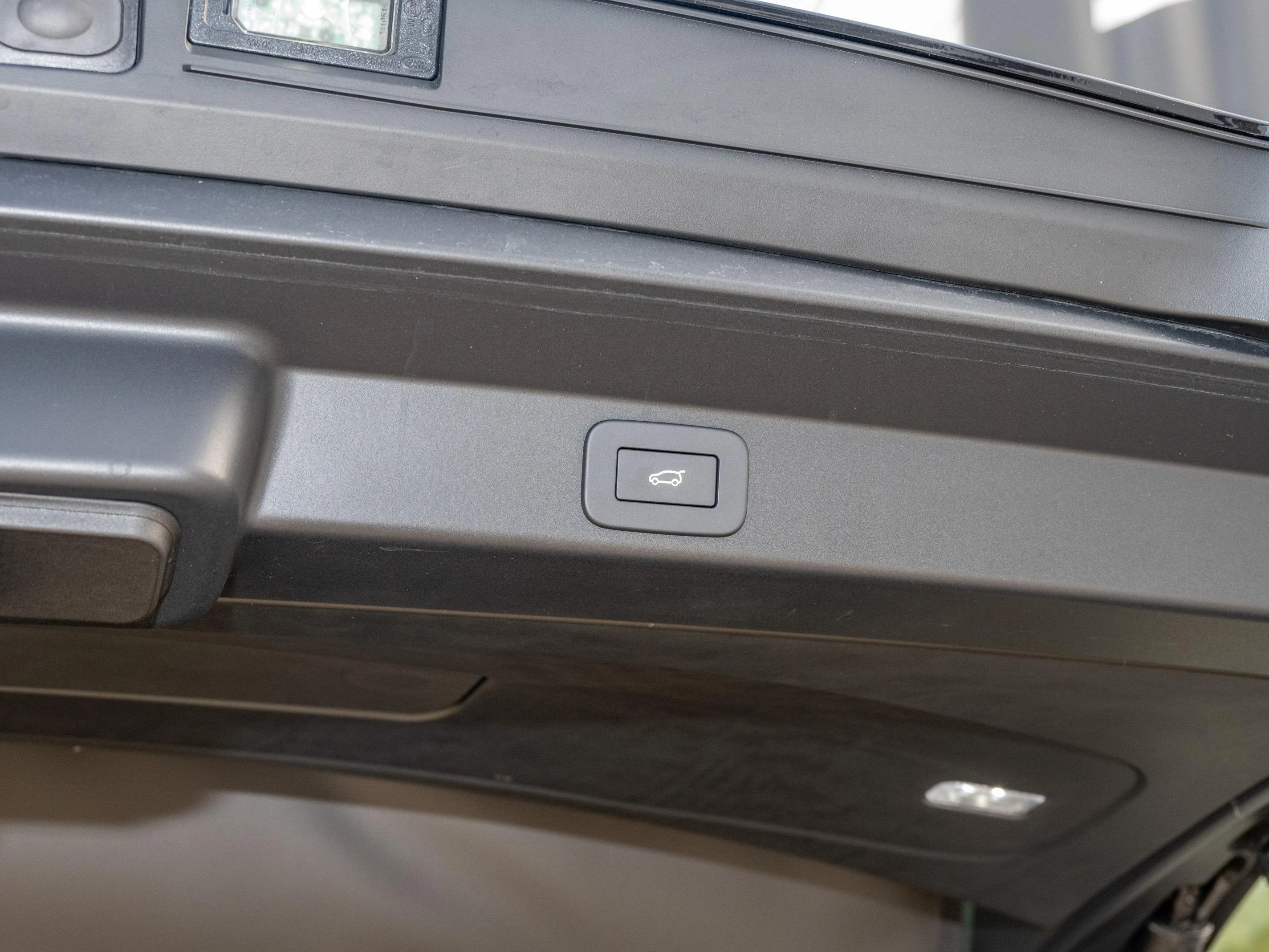 Land Rover Range Rover Sport P460e Dynamic Edition