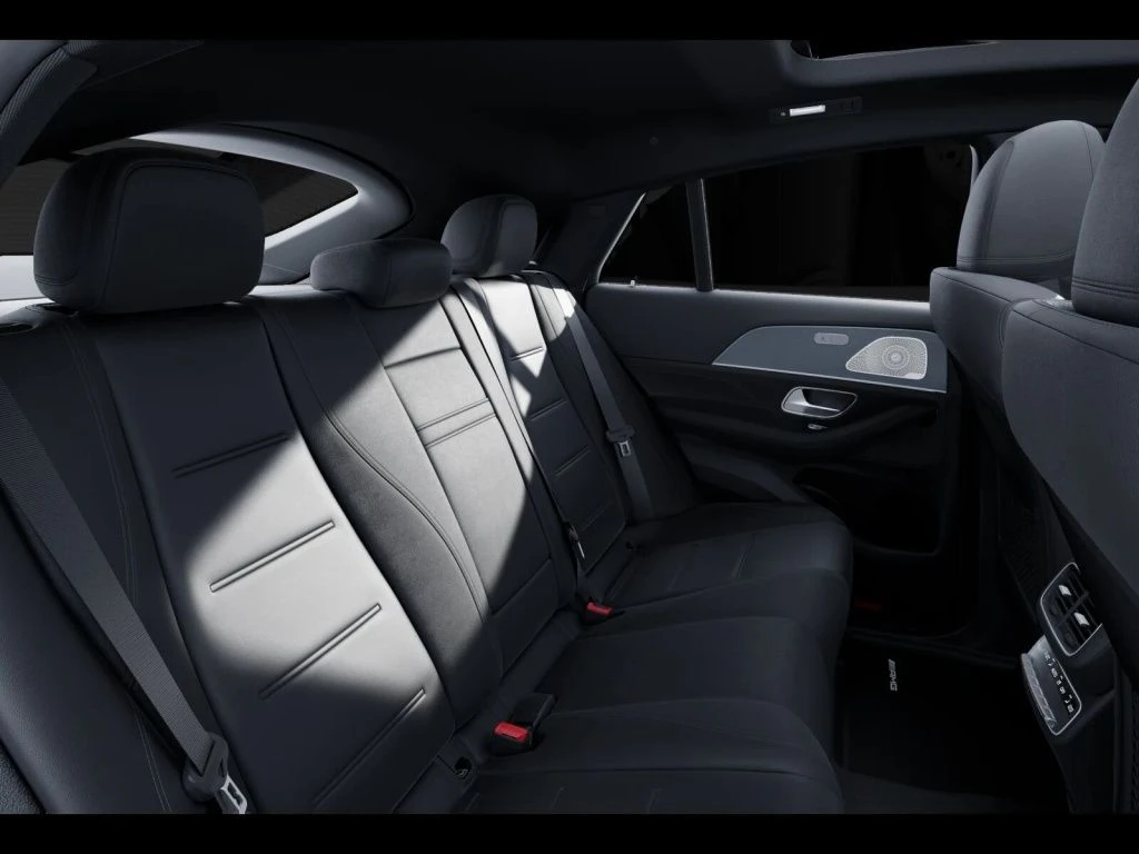 Mercedes-Benz-GLE 450 d-image-11