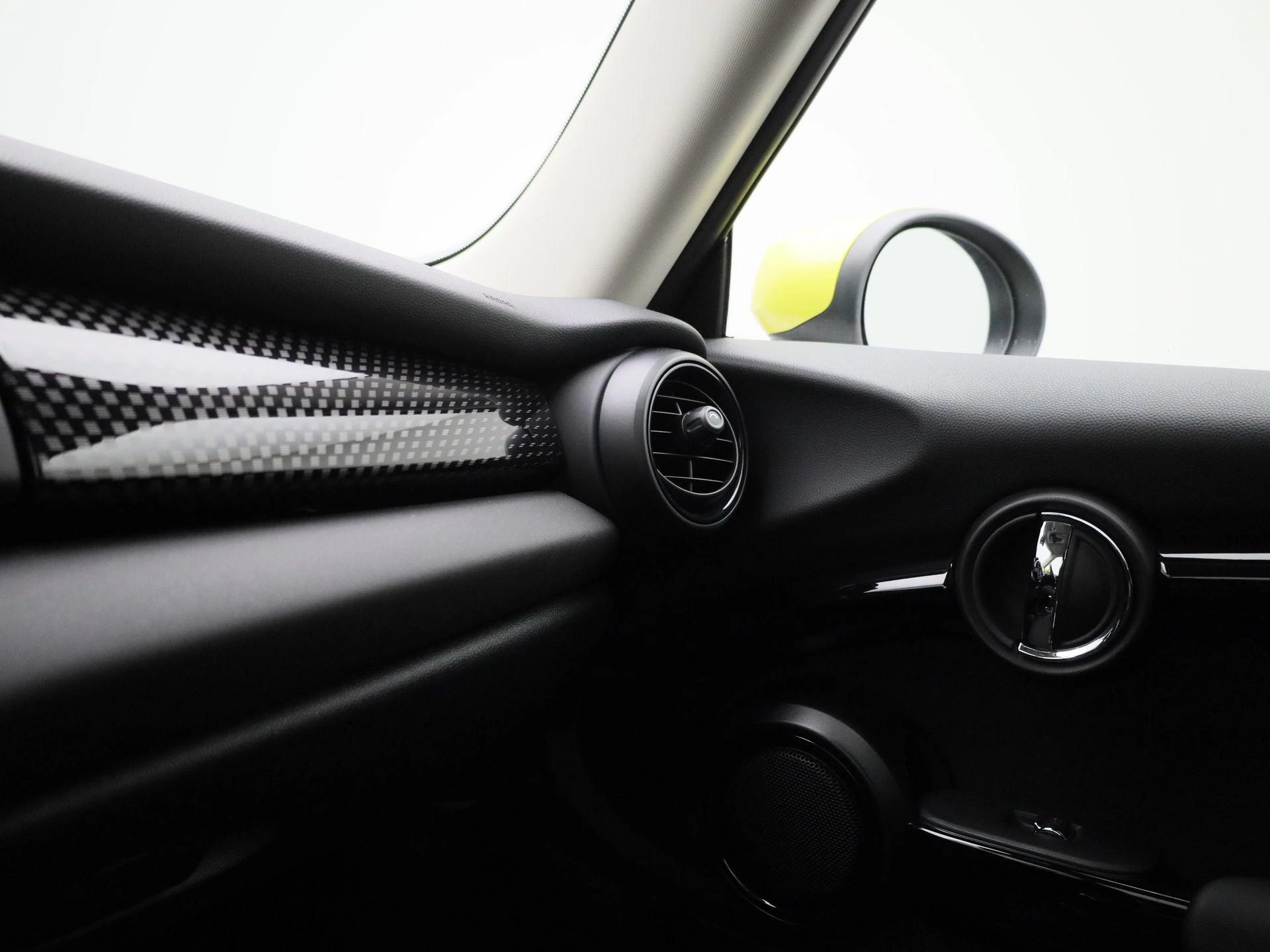 MINI-Electric-image-22