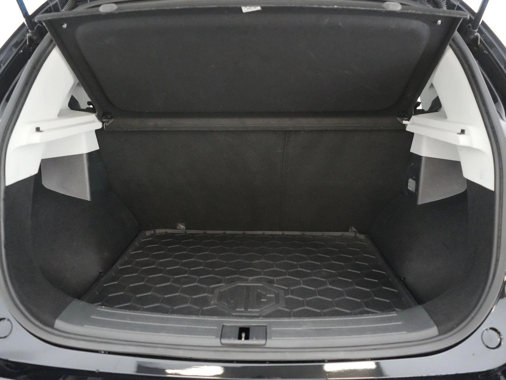 MG-ZS-image-15