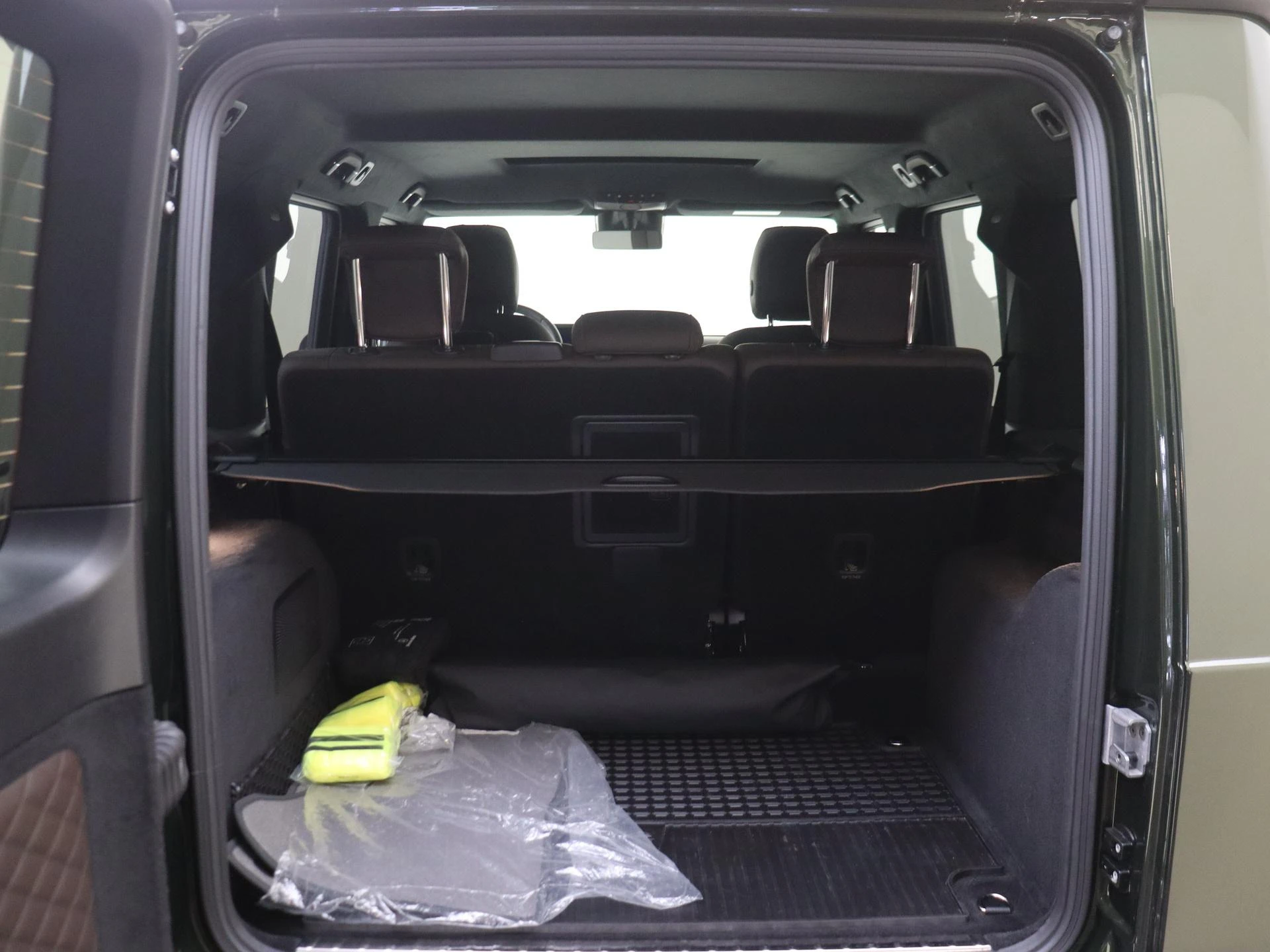 Mercedes-Benz-G-Klasse-image-38