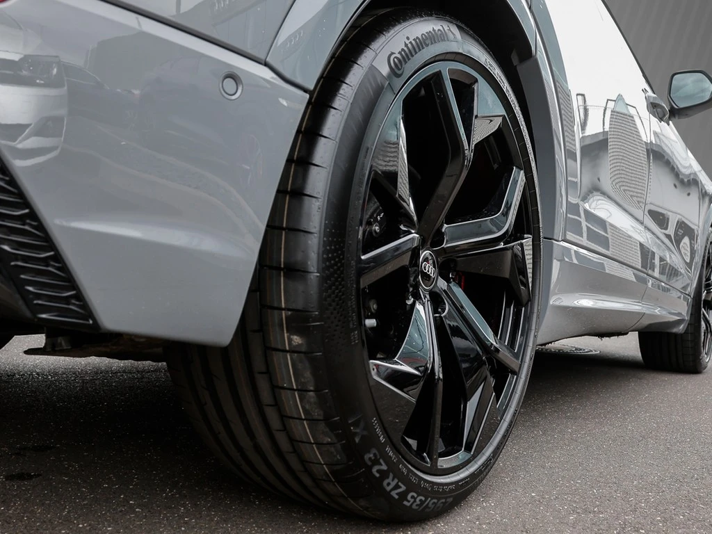 Audi-RSQ8-image-7