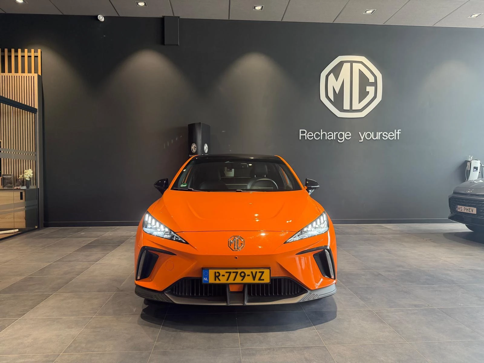 MG-MG4 EV-image-2