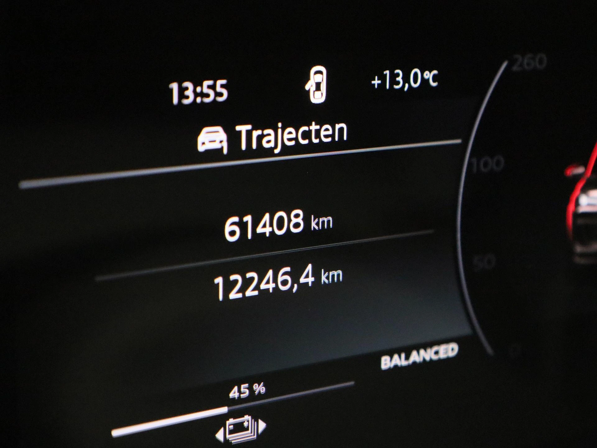 Audi-Q6 e-tron-image-8