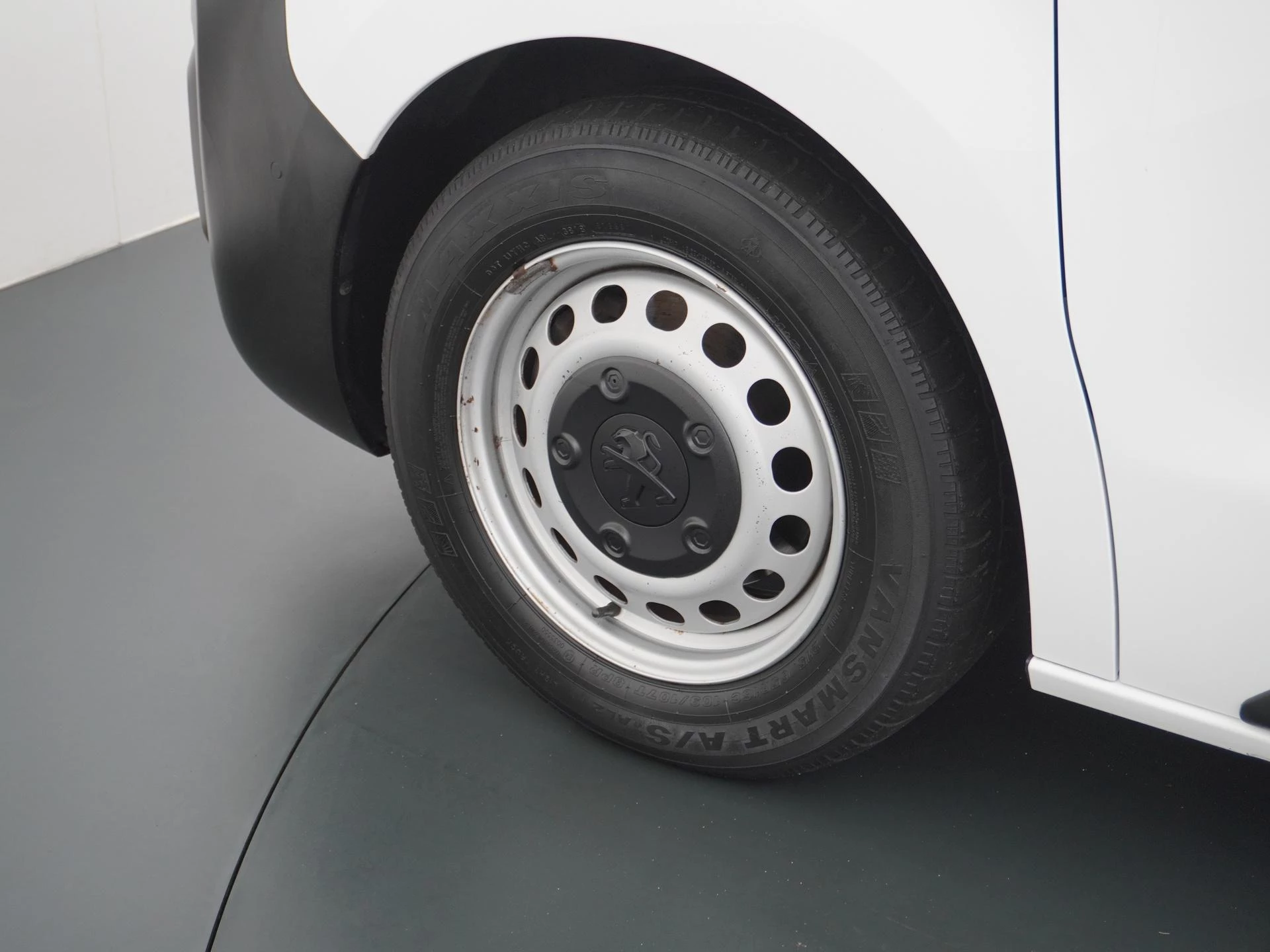 Peugeot-Expert-image-11