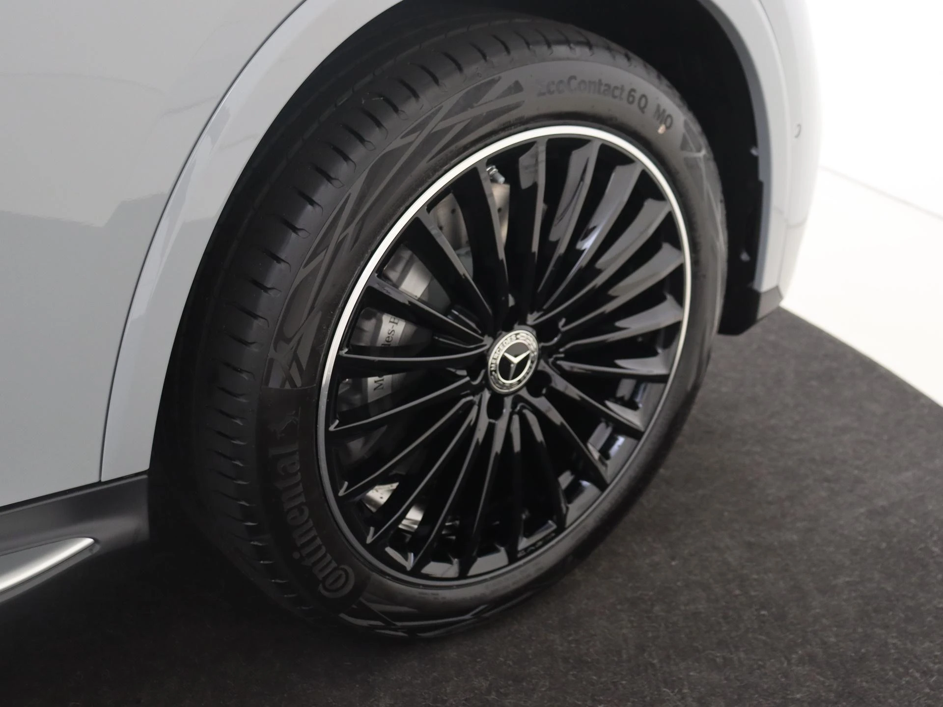 Mercedes-Benz-GLC-image-32