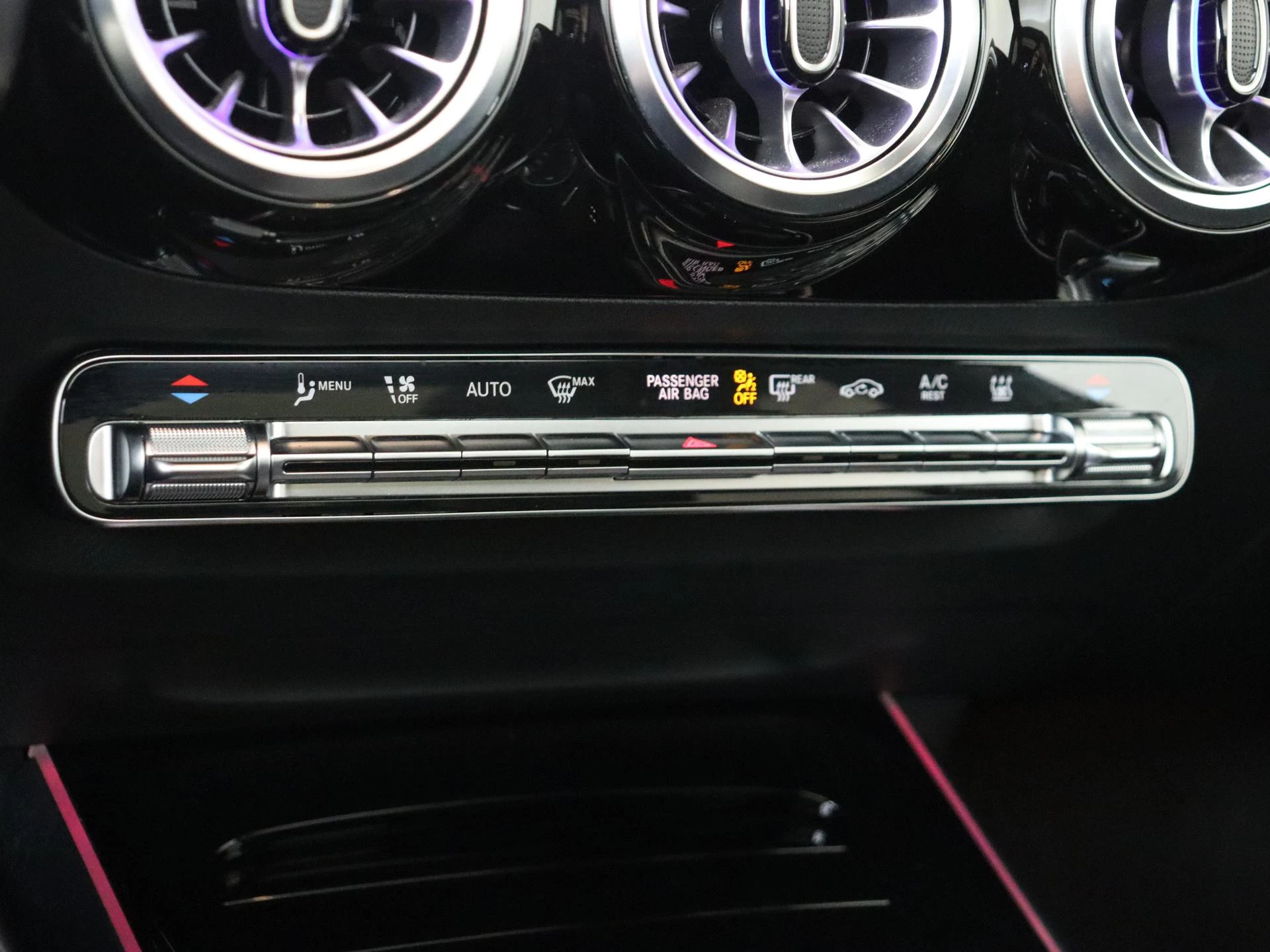 Mercedes-Benz-B-Klasse-image-19