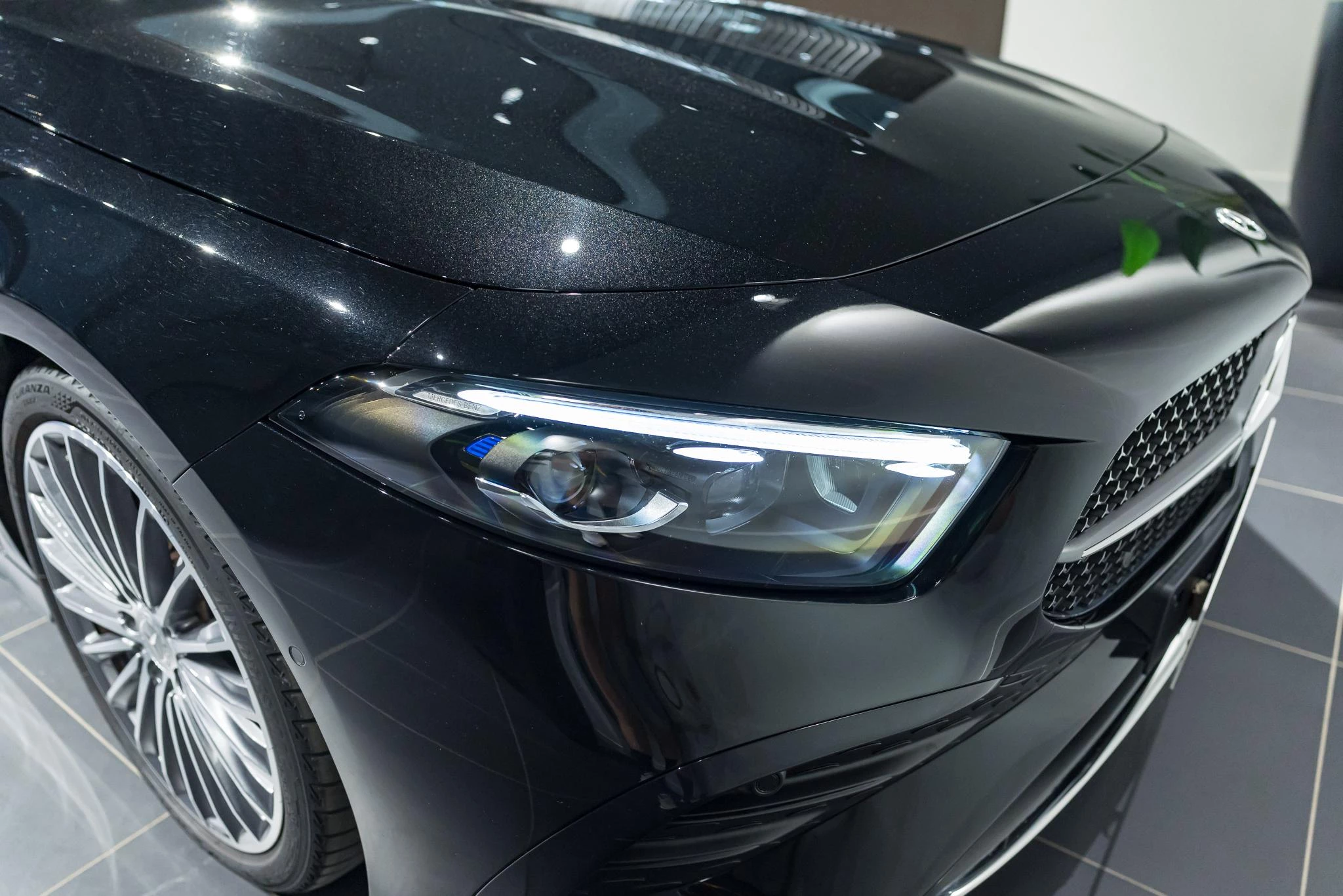 Mercedes-Benz A-Klasse Limousine A 180 AMG Line