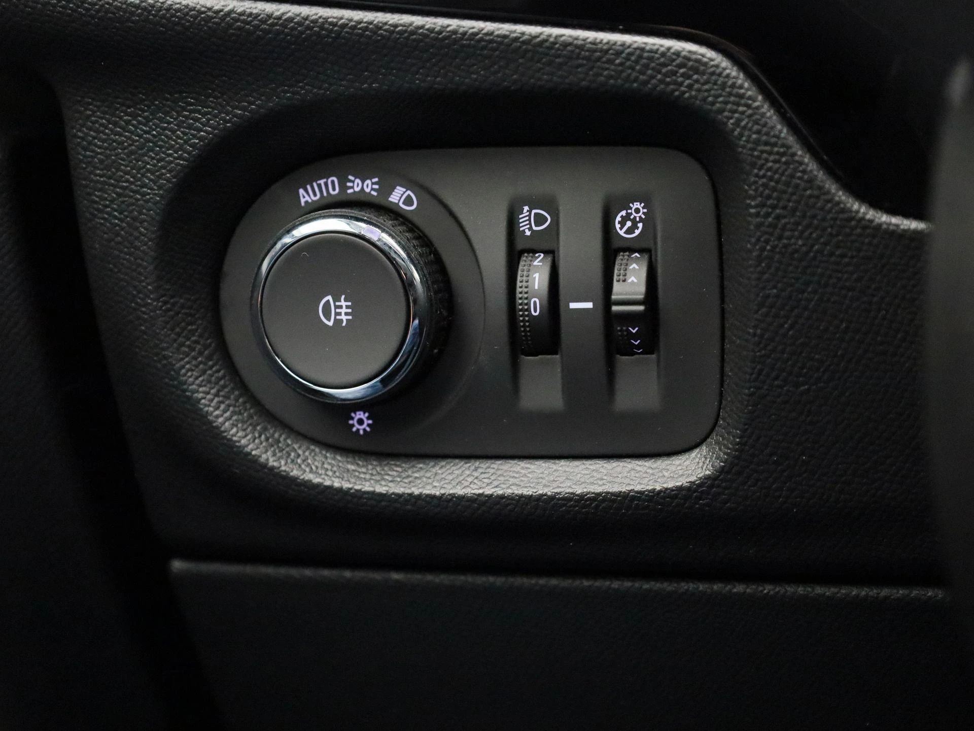 Opel-Corsa-image-17
