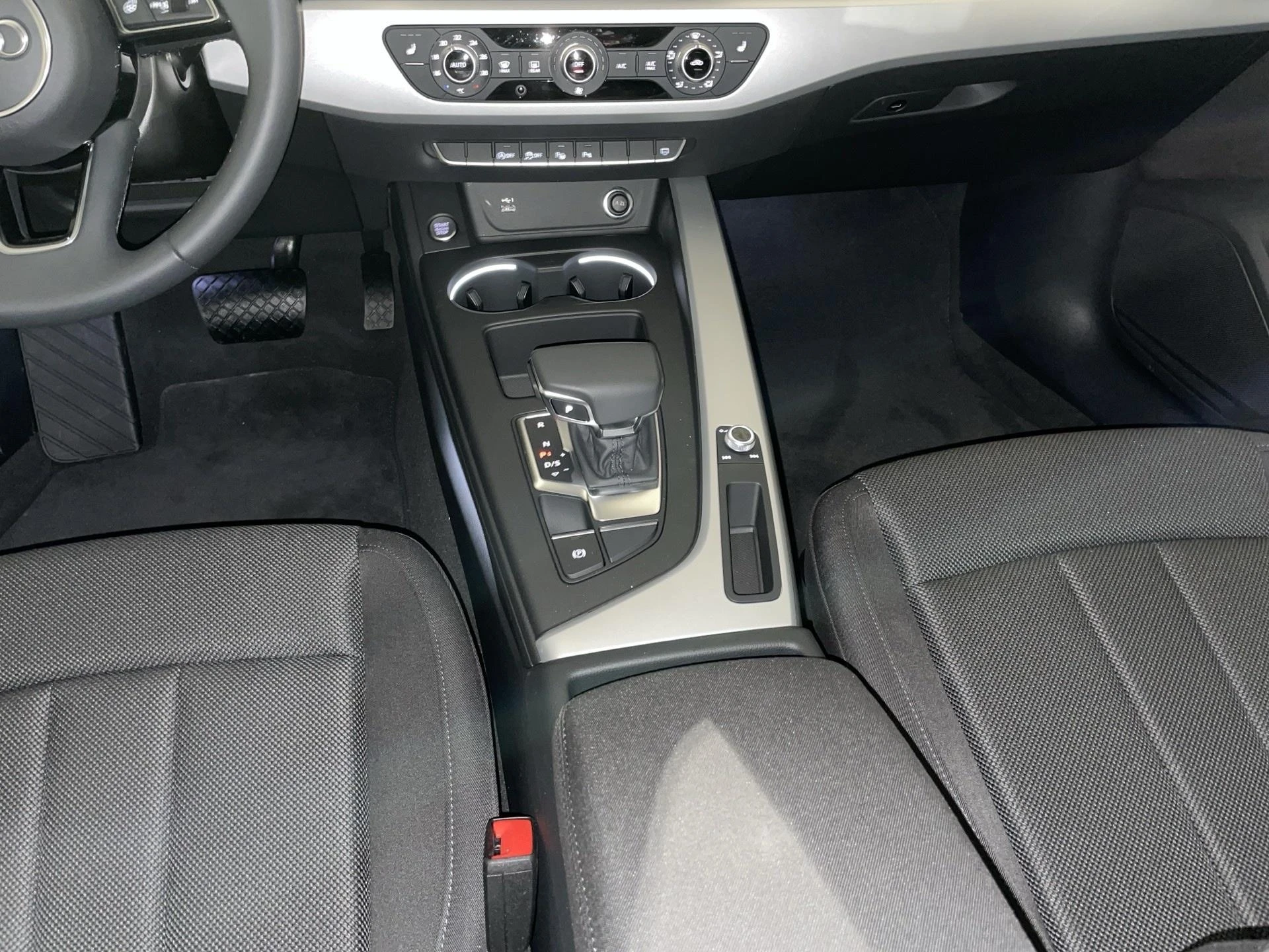 Audi-A4-image-9