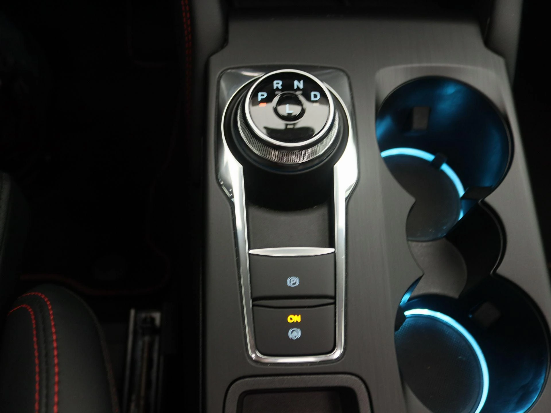 Ford-Kuga-image-11