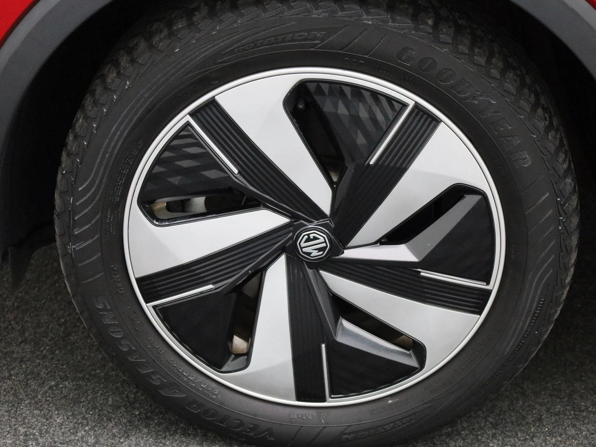 MG-ZS EV-image-13