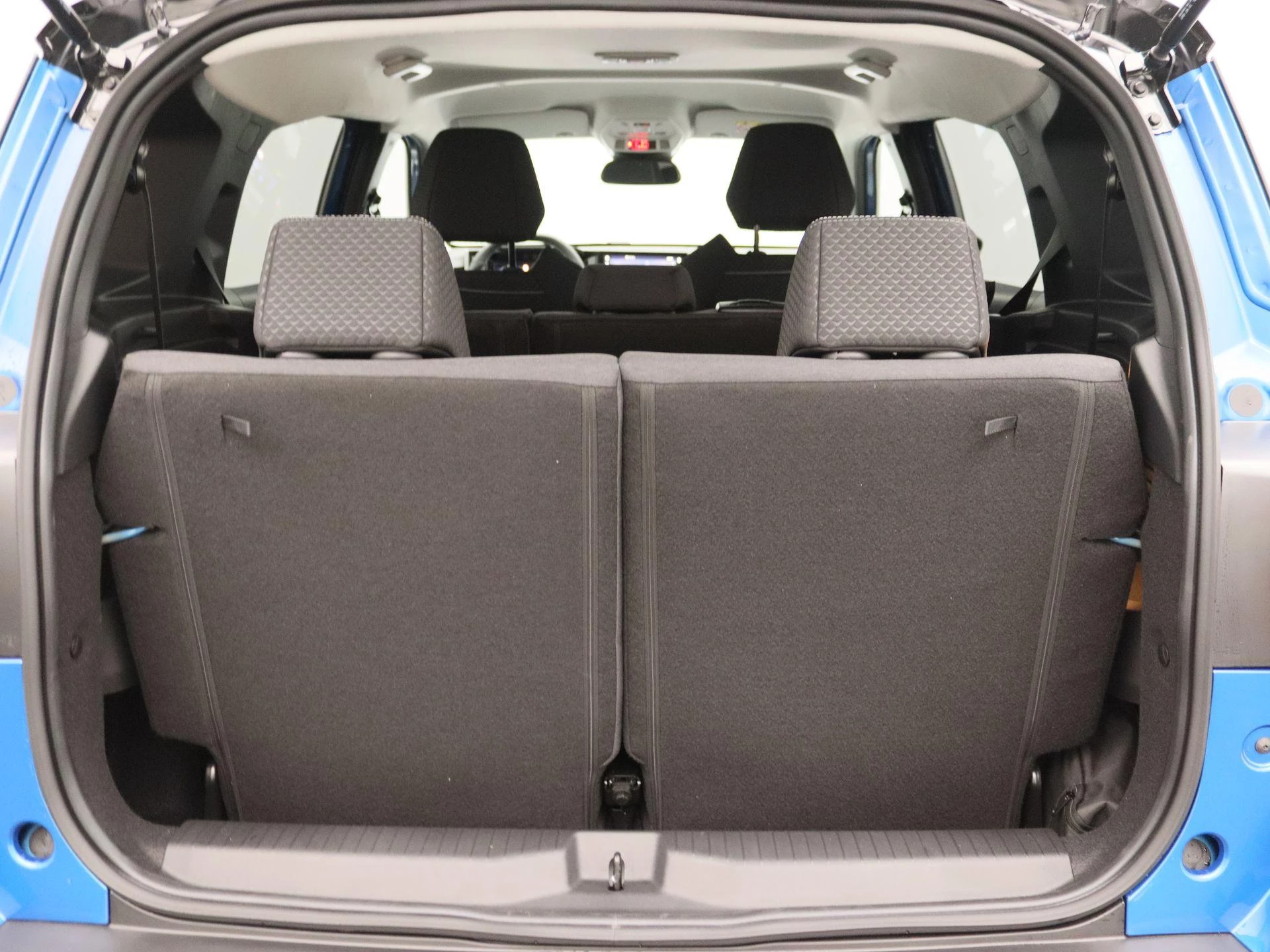 Opel-Frontera-image-14