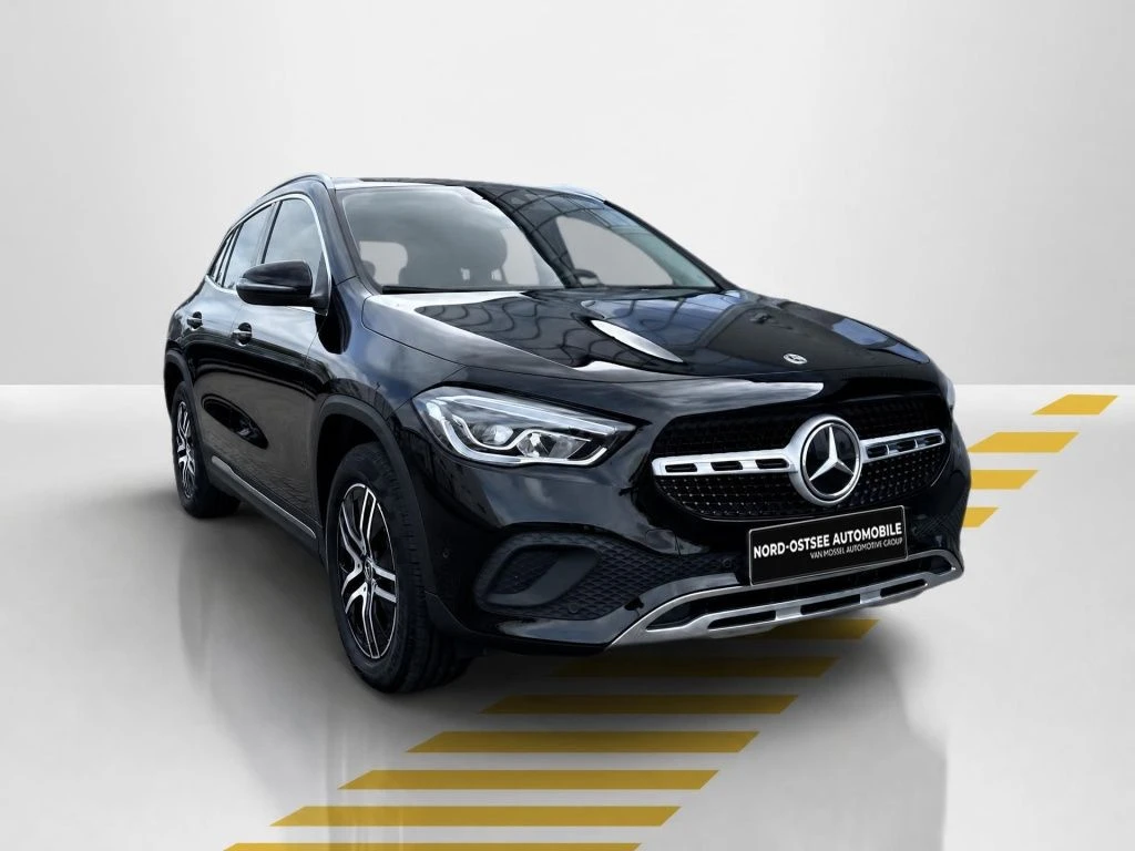 Mercedes-Benz-GLA 250 e-image-17