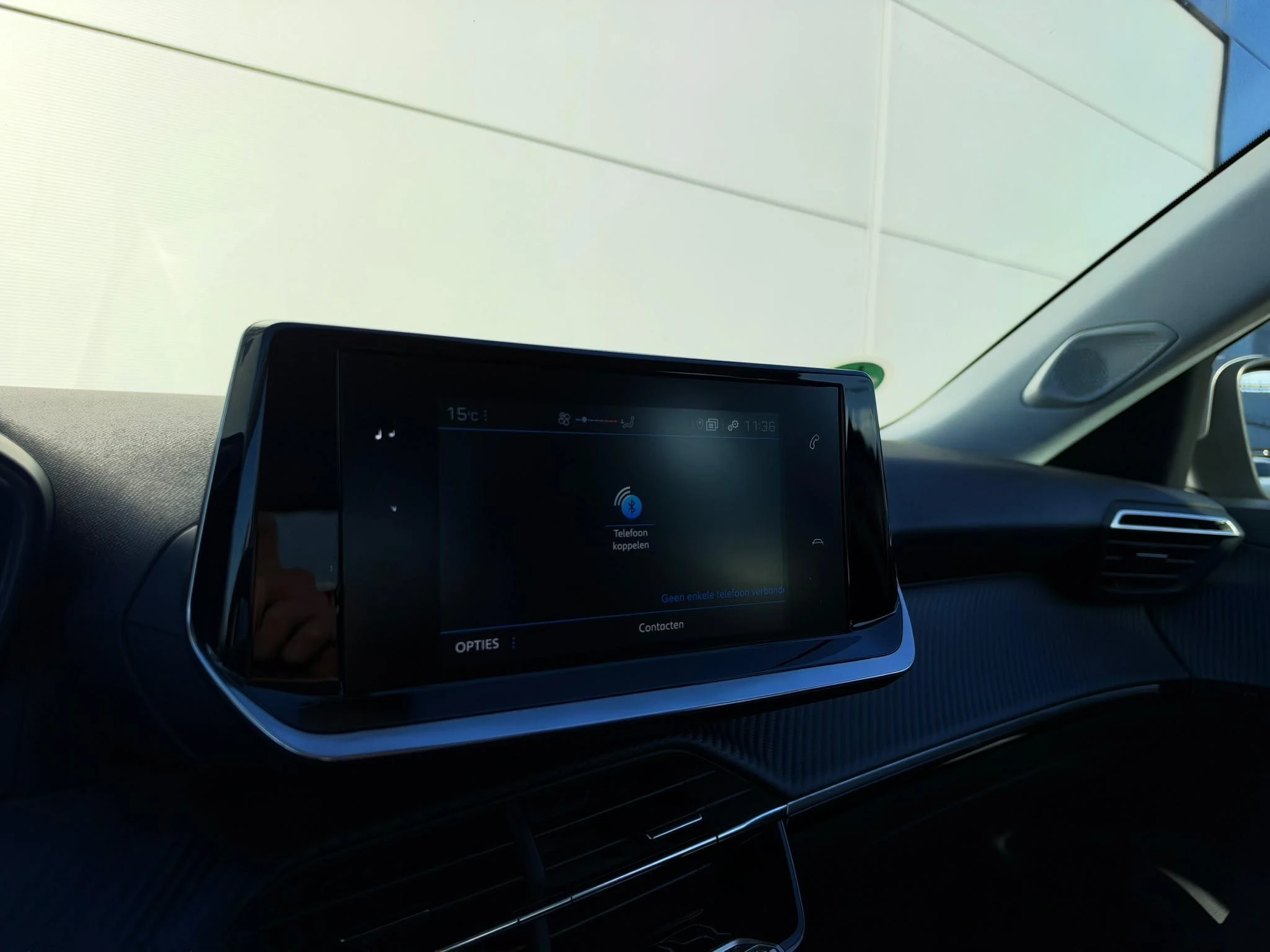 Peugeot-2008-image-13